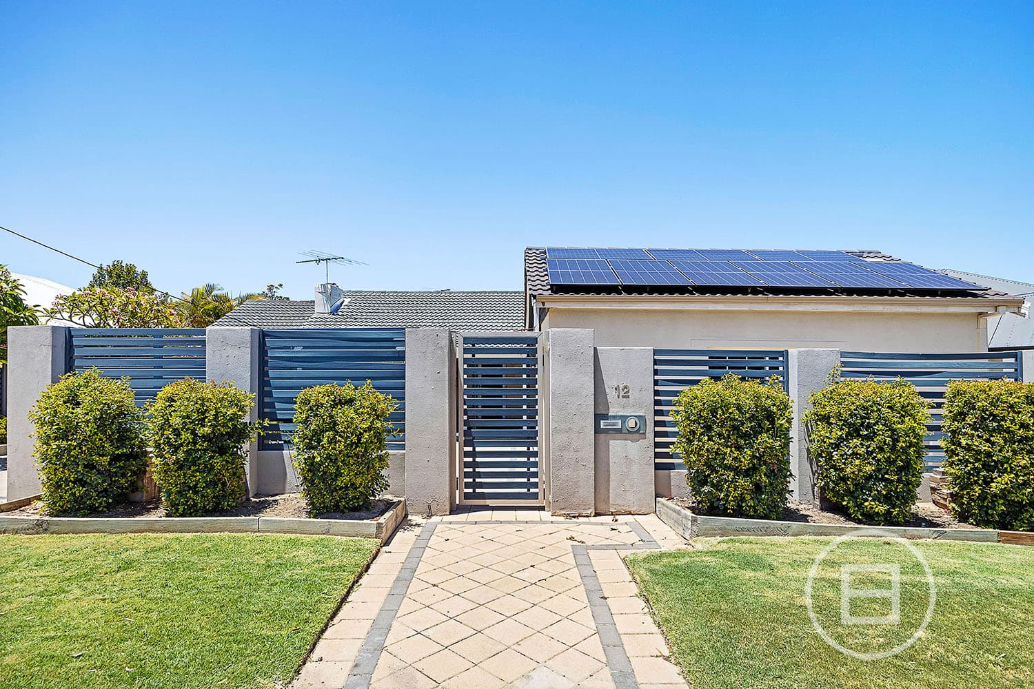 12 Myaree Way, DUNCRAIG, WA, Duncraig - Thumbnail 2