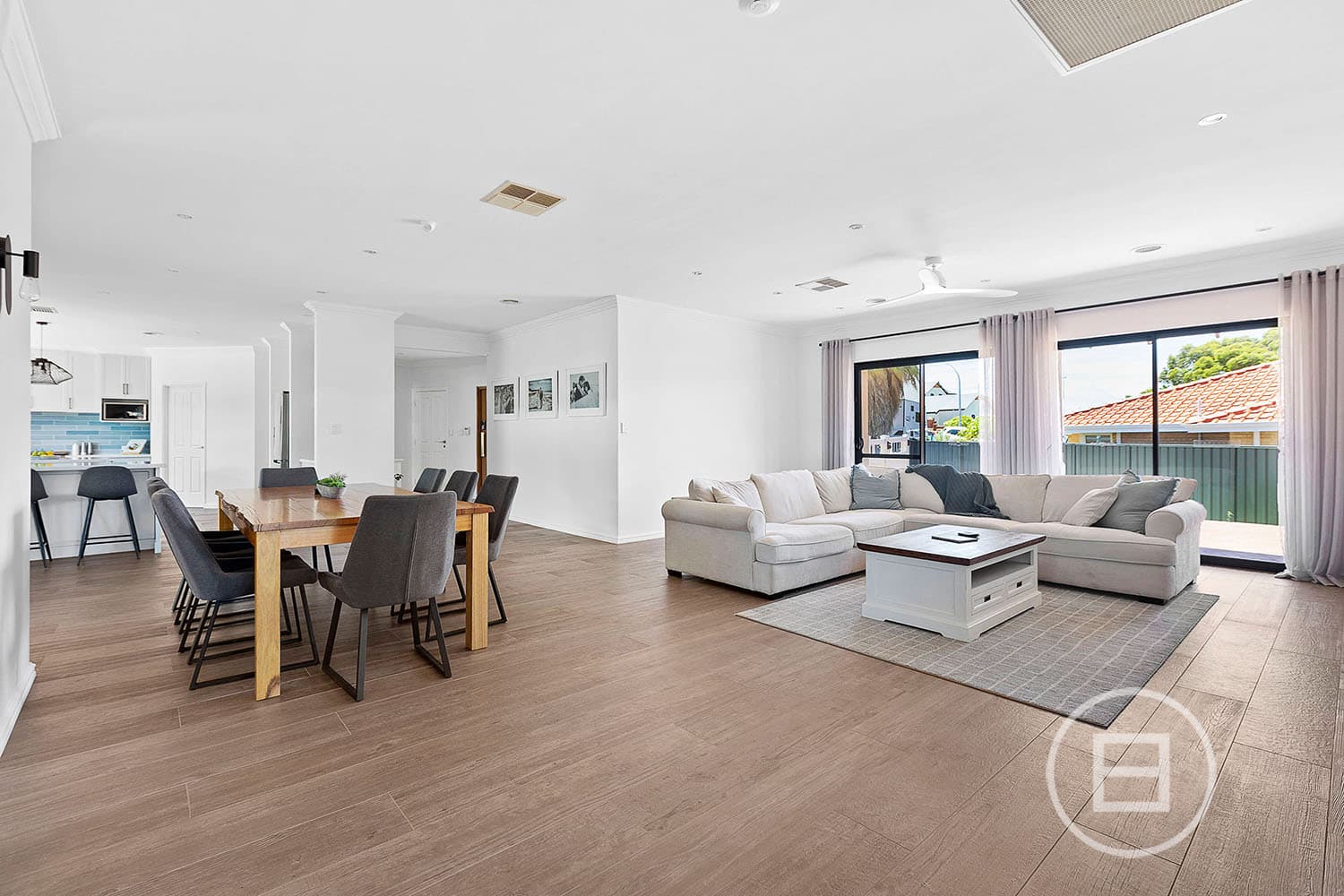 49 Warringah Close, KALLAROO, WA, Kallaroo - Thumbnail 6