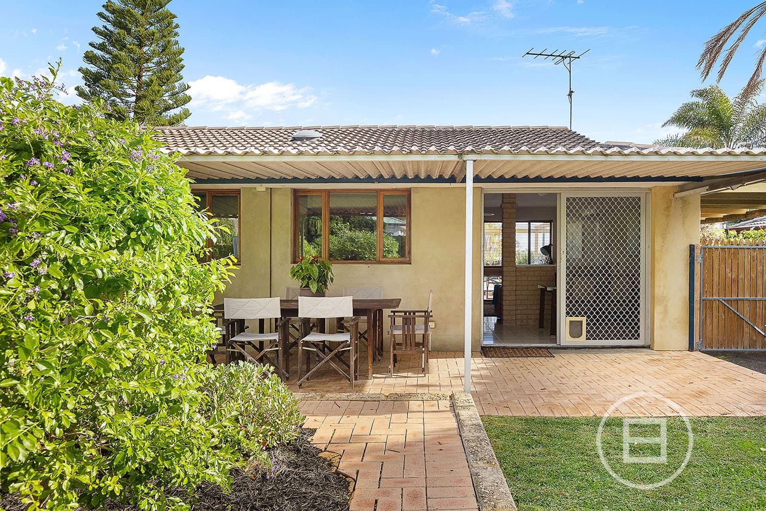4 Manbari Crescent, WANNEROO, WA, Wanneroo - Thumbnail 6