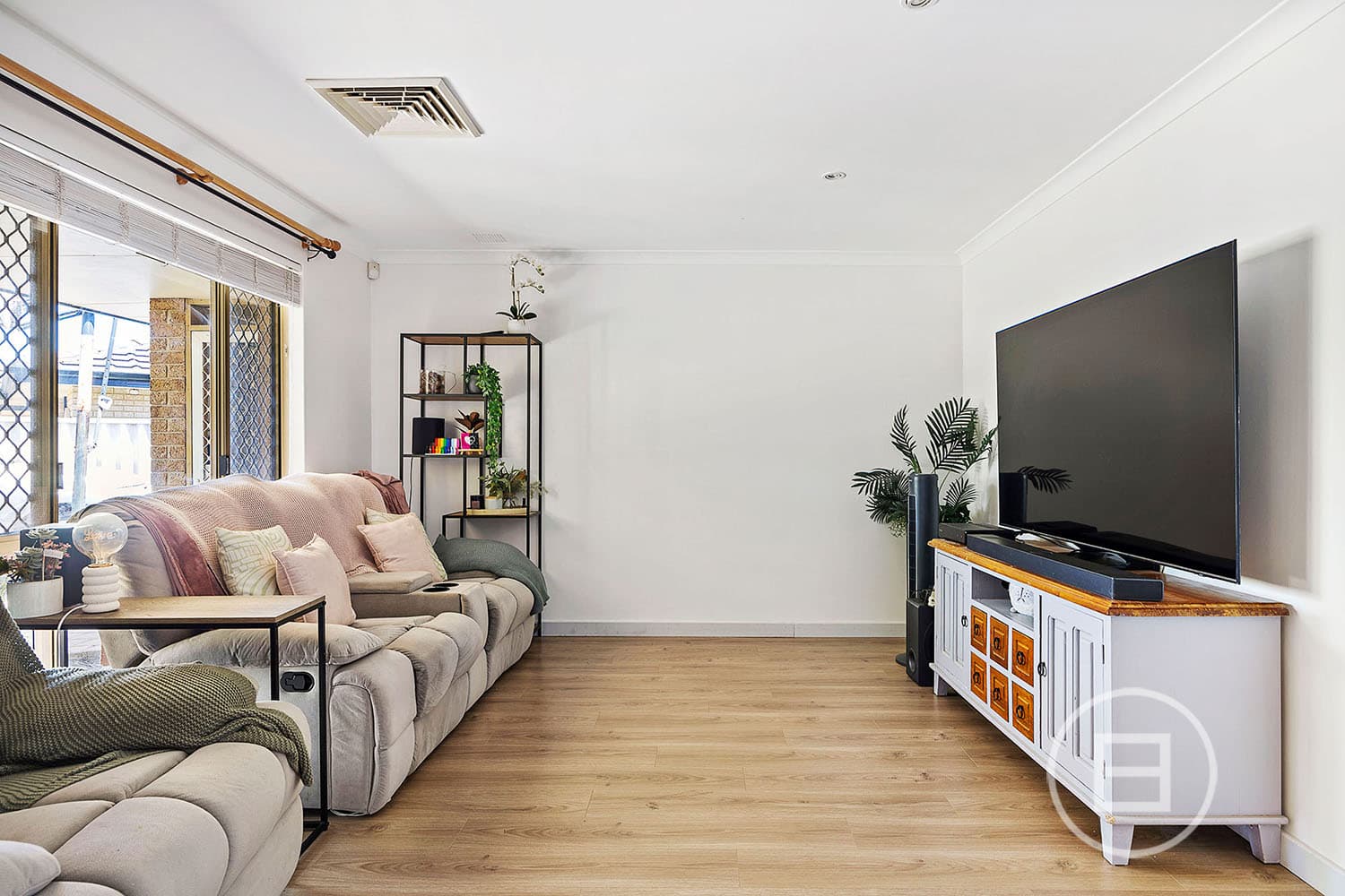 17 Jenniphur Court, ATWELL, WA, Atwell - Thumbnail 2