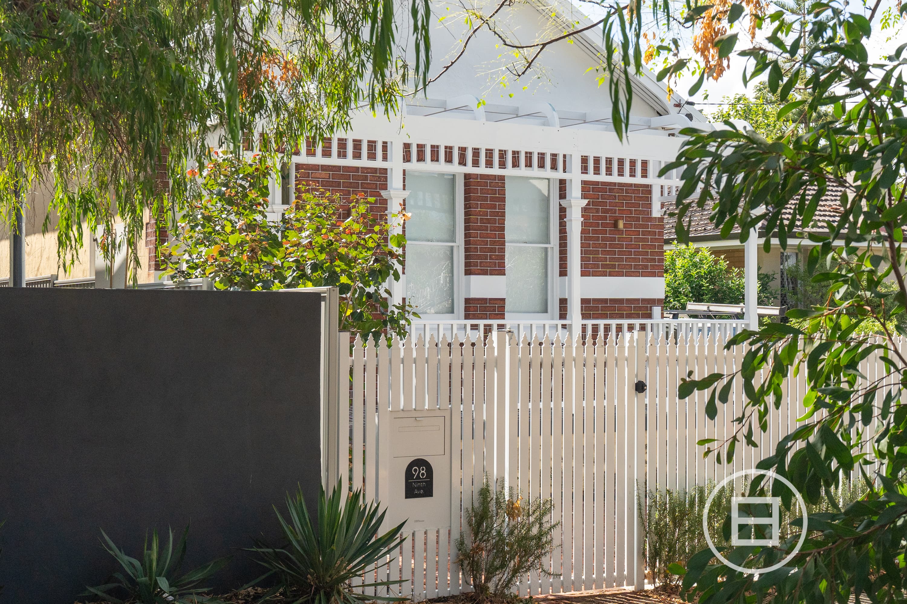 98 Ninth Avenue, MAYLANDS, WA, Maylands - Thumbnail 3