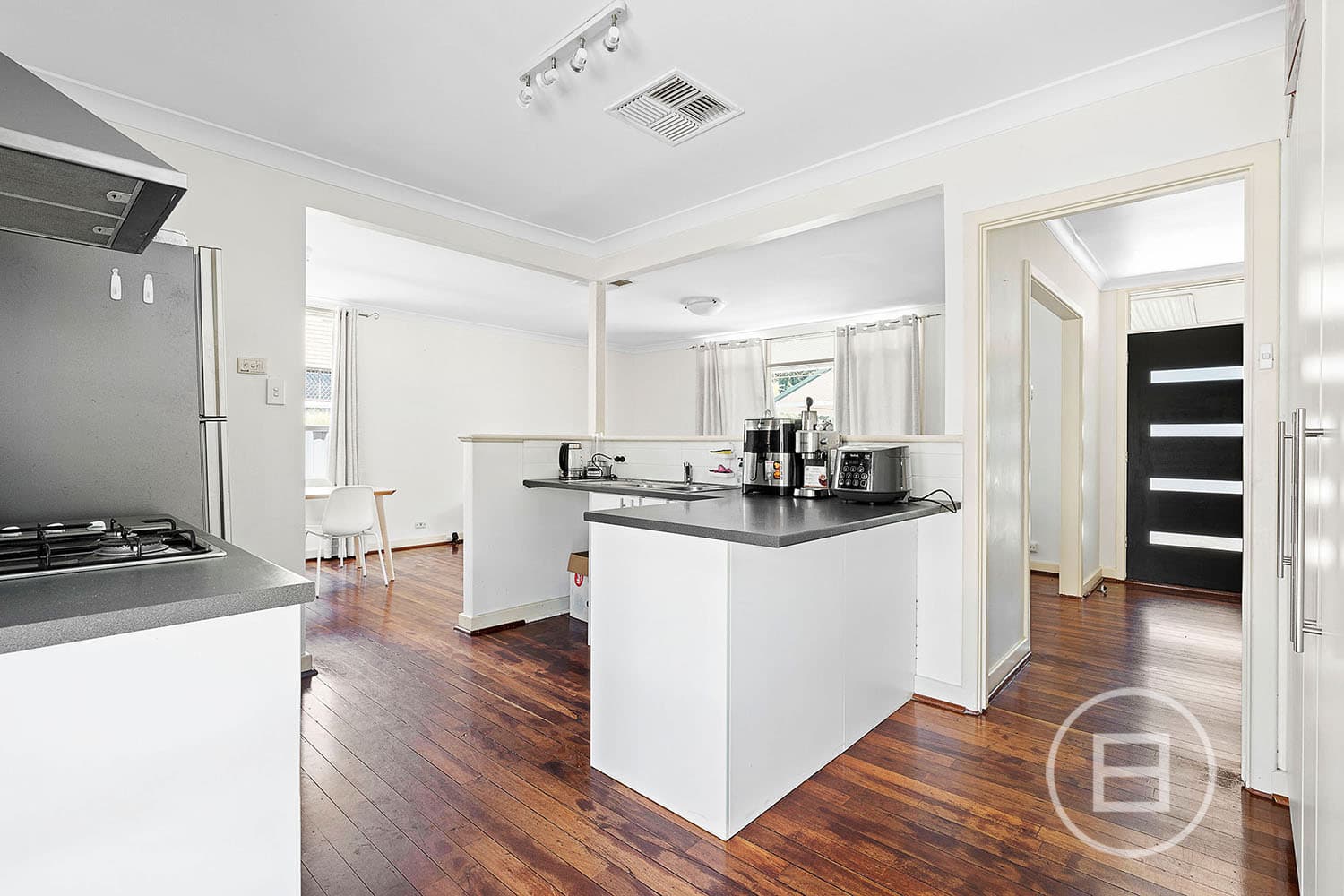 413 Acton Avenue, KEWDALE, WA, Kewdale - Thumbnail 5