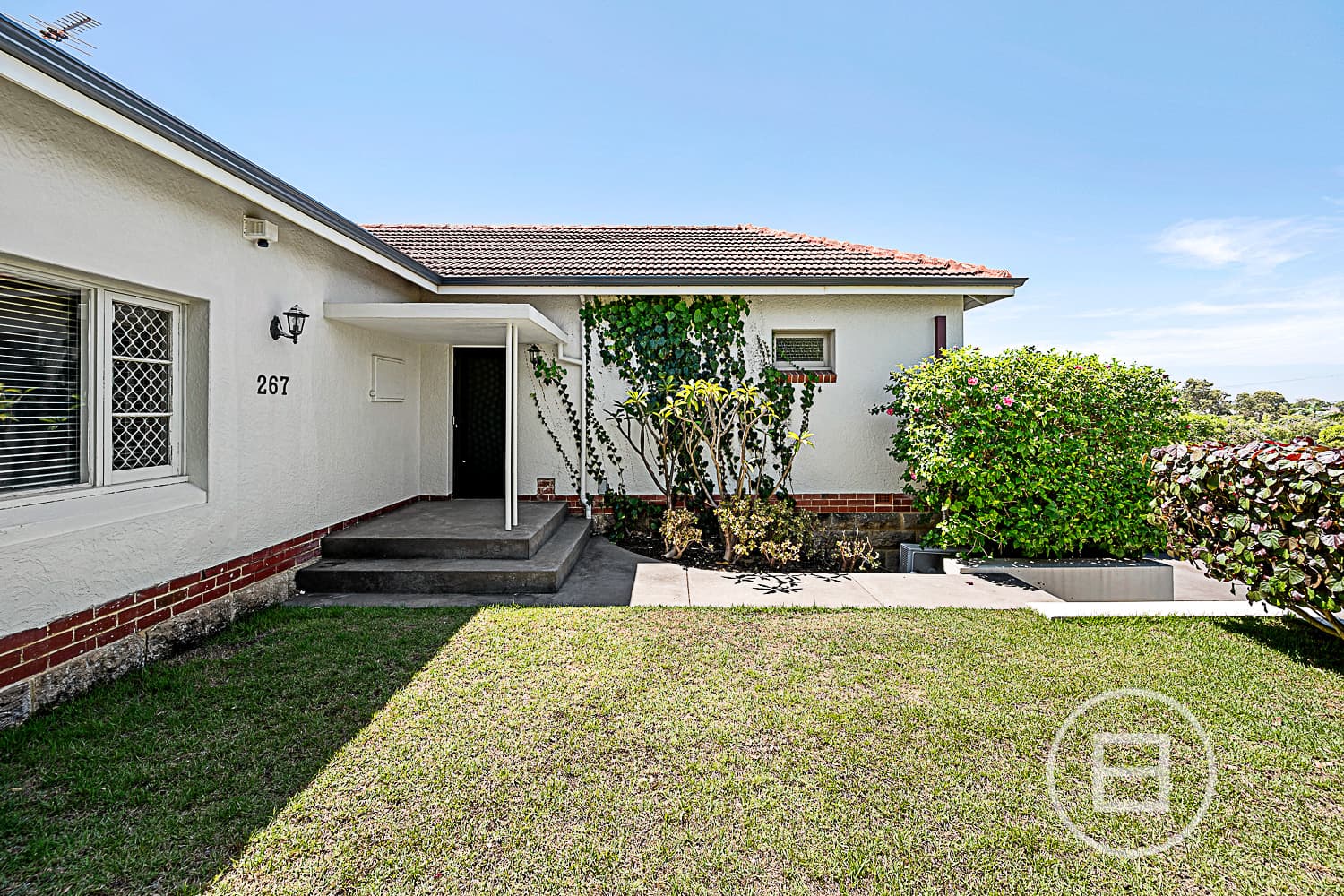 267 Ravenscar Street, DOUBLEVIEW, WA, Doubleview - Thumbnail 2