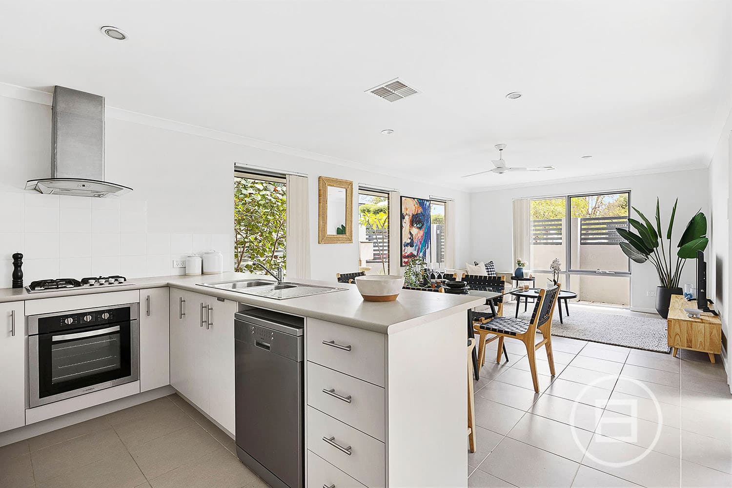 194A Huntriss Road, DOUBLEVIEW, WA, Doubleview - Thumbnail 3