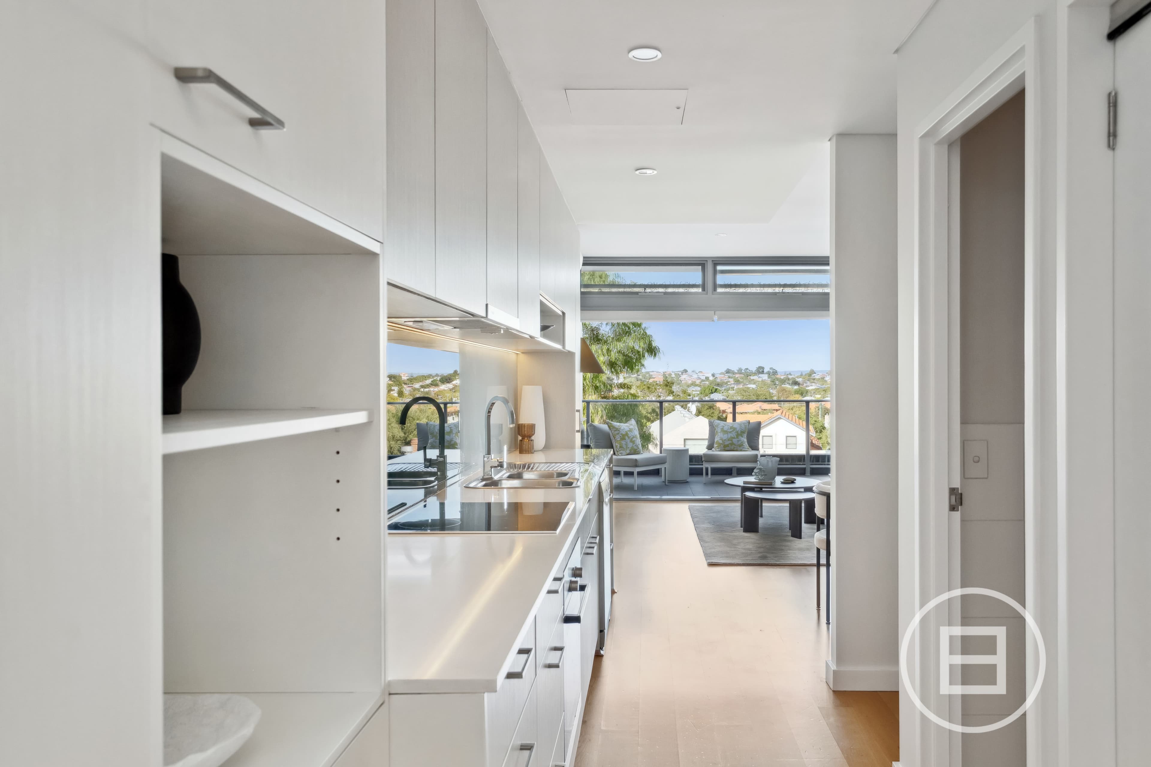 15/405 Oxford Street, MOUNT HAWTHORN, WA, Mount Hawthorn - Thumbnail 2