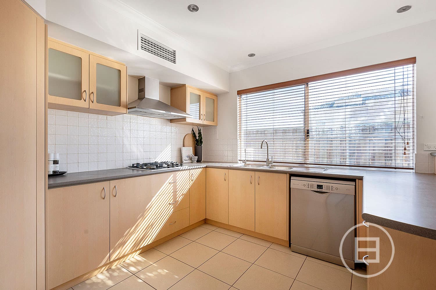 135B Burniston Street, SCARBOROUGH, WA, Scarborough - Thumbnail 7