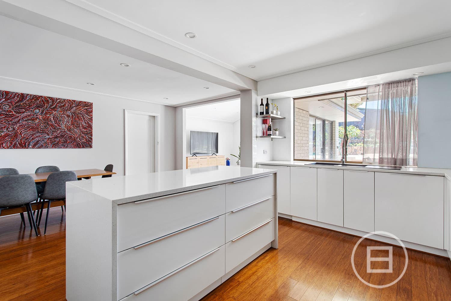 7 Greenhill Court, KALLAROO, WA, Kallaroo - Thumbnail 5