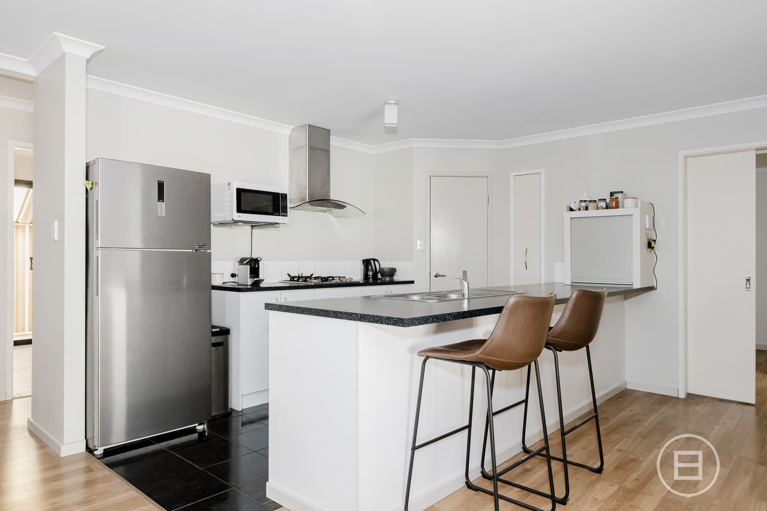 16 Calder Nook, LAKELANDS, WA, Lakelands - Thumbnail 2
