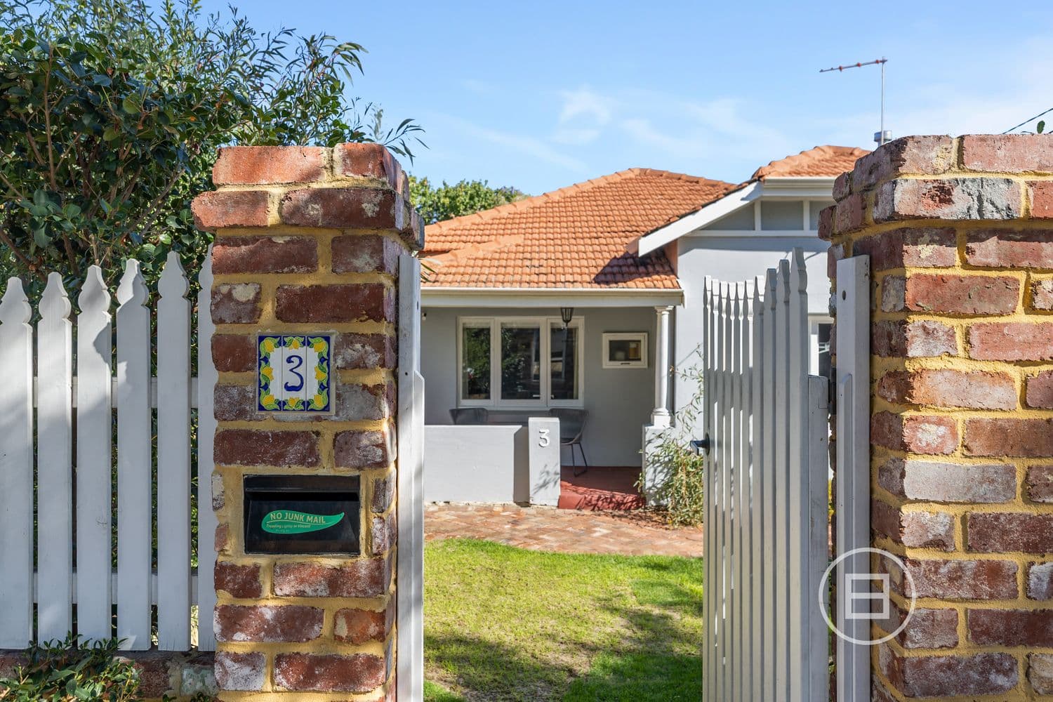 3 Tasman Street, MOUNT HAWTHORN, WA, Mount Hawthorn - Thumbnail 3