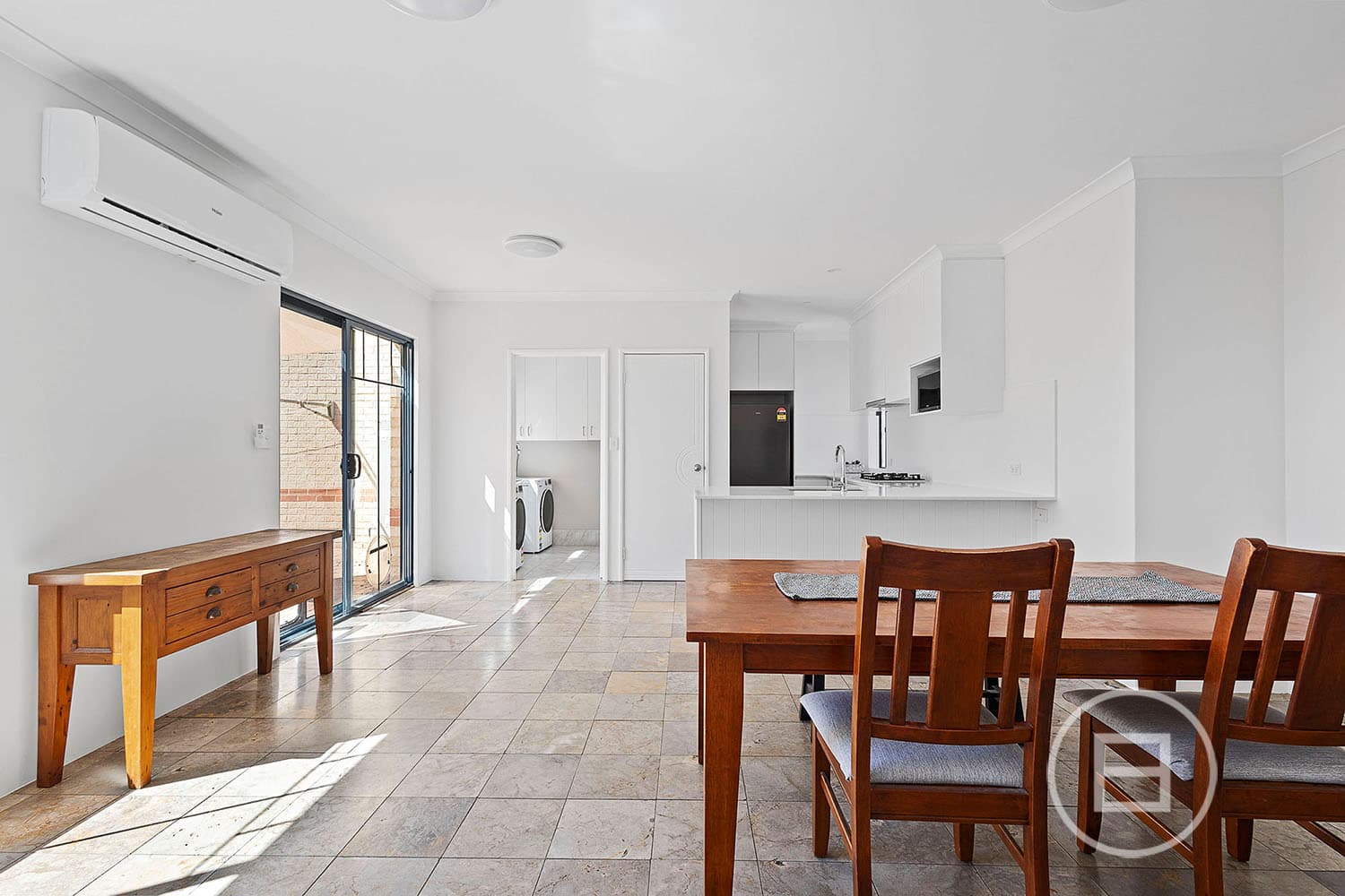 8 Burwood Road, BALCATTA, WA, Balcatta - Thumbnail 5