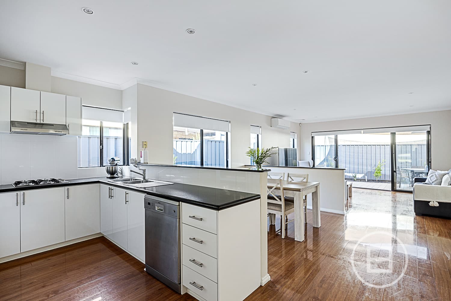 33B Milford Way, NOLLAMARA, WA, Nollamara - Thumbnail 4