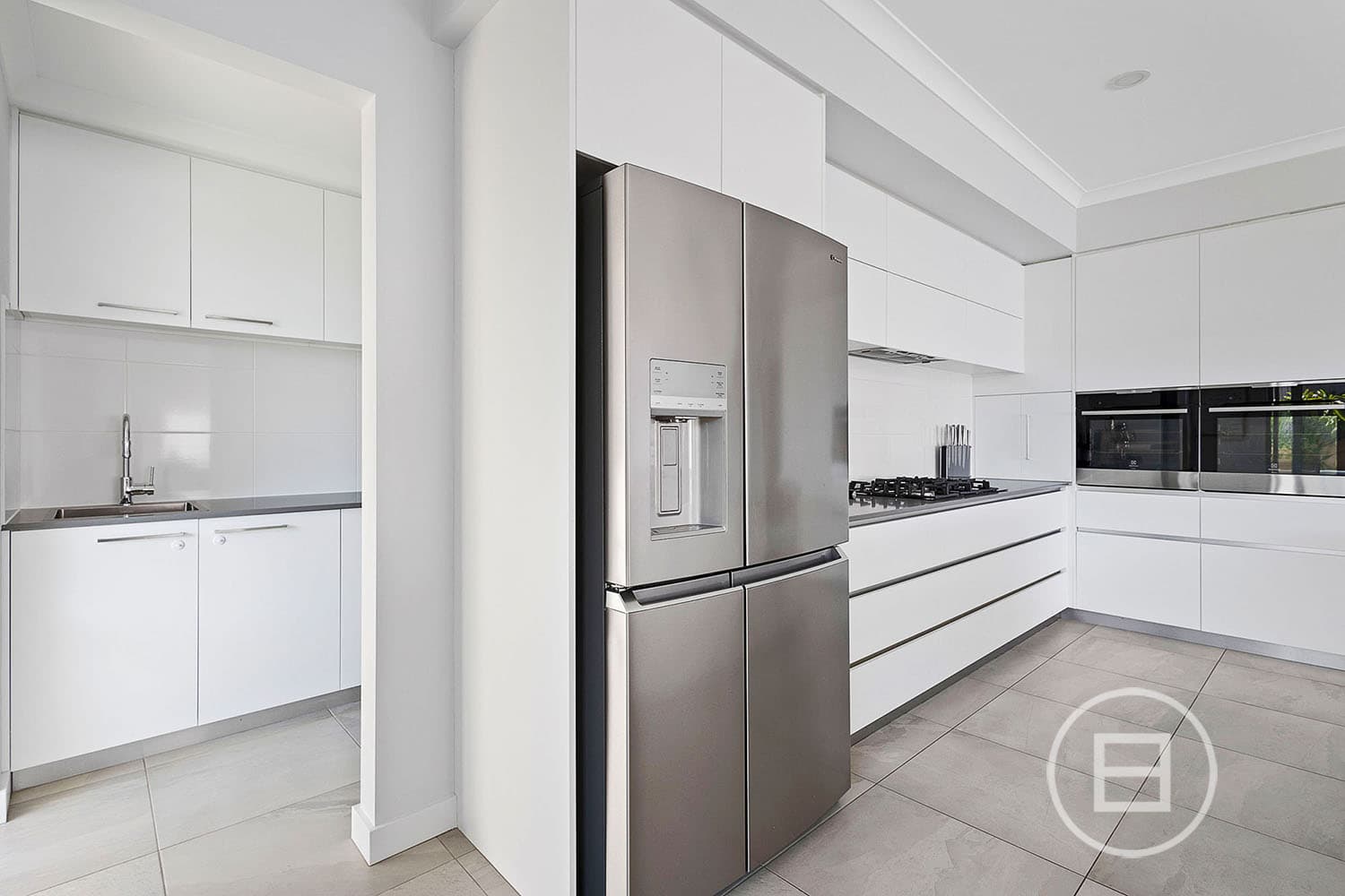 18 Broadgate Boulevard, YANCHEP, WA, Yanchep - Thumbnail 5