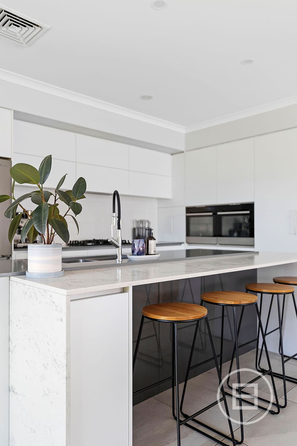 18 Broadgate Boulevard, YANCHEP, WA, Yanchep - Thumbnail 8