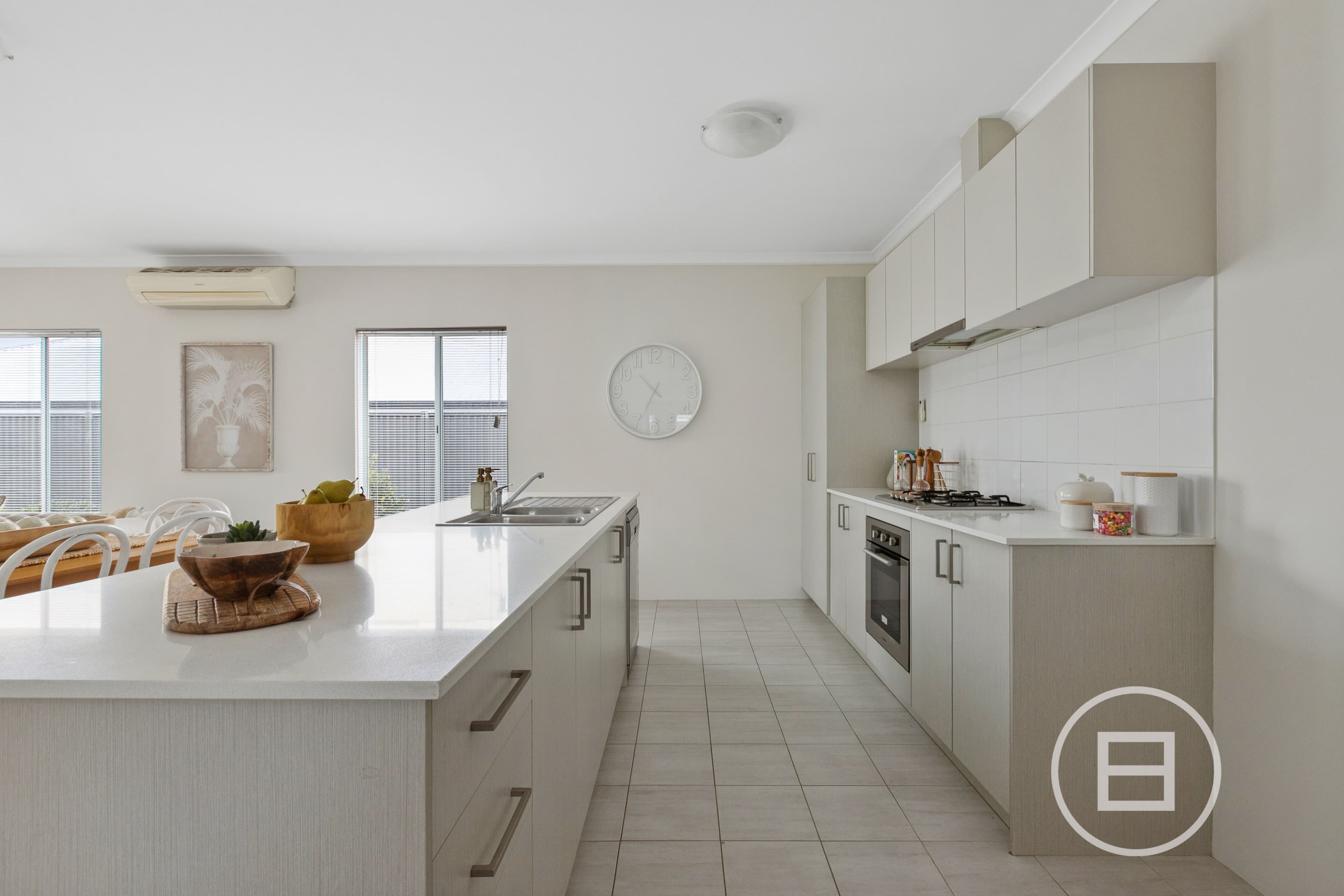 16 Solstice Bend, WELLARD, WA, Wellard - Thumbnail 6