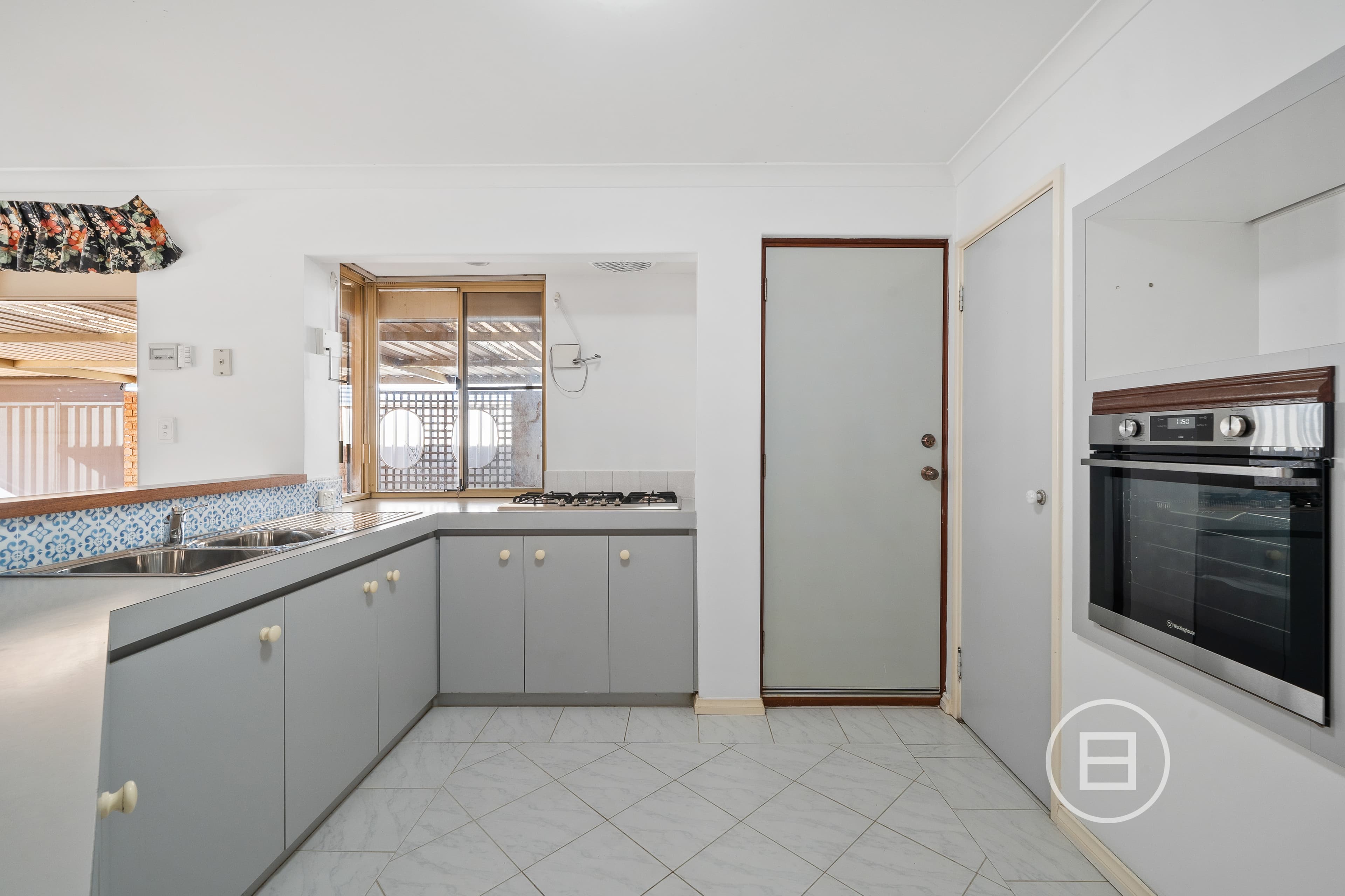 128 Charthouse Road, WAIKIKI, WA, Waikiki - Thumbnail 4