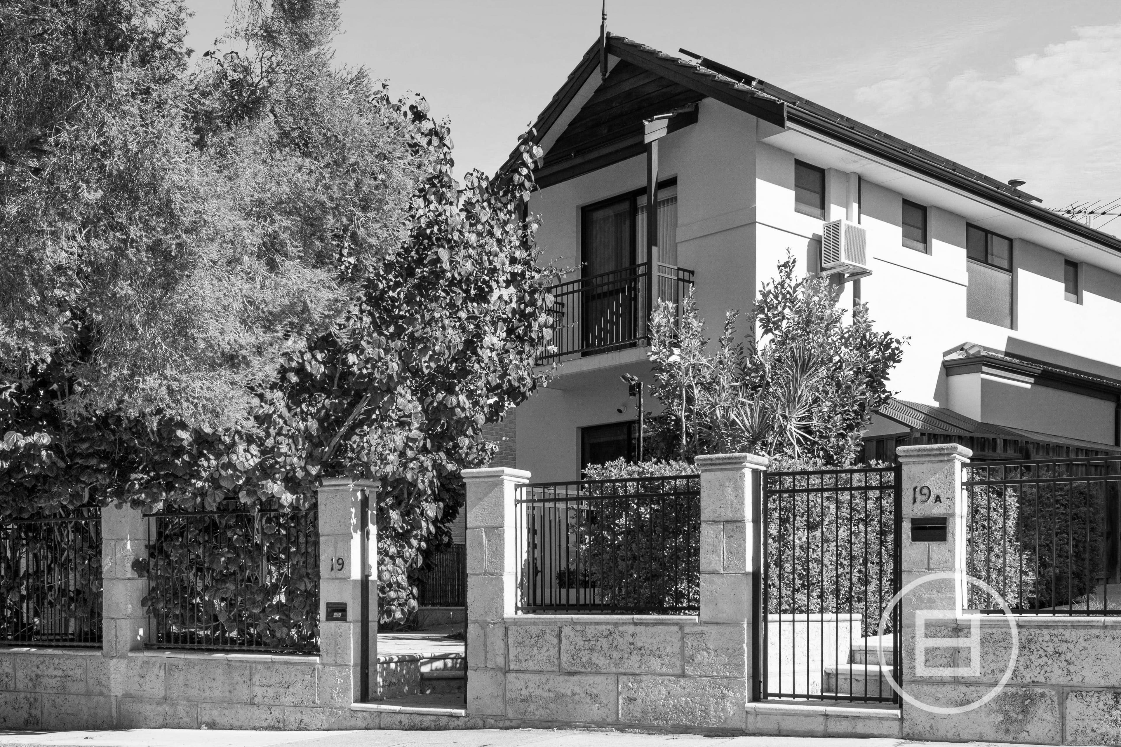 19 Edinboro Street, MOUNT HAWTHORN, WA, Mount Hawthorn - Image 1