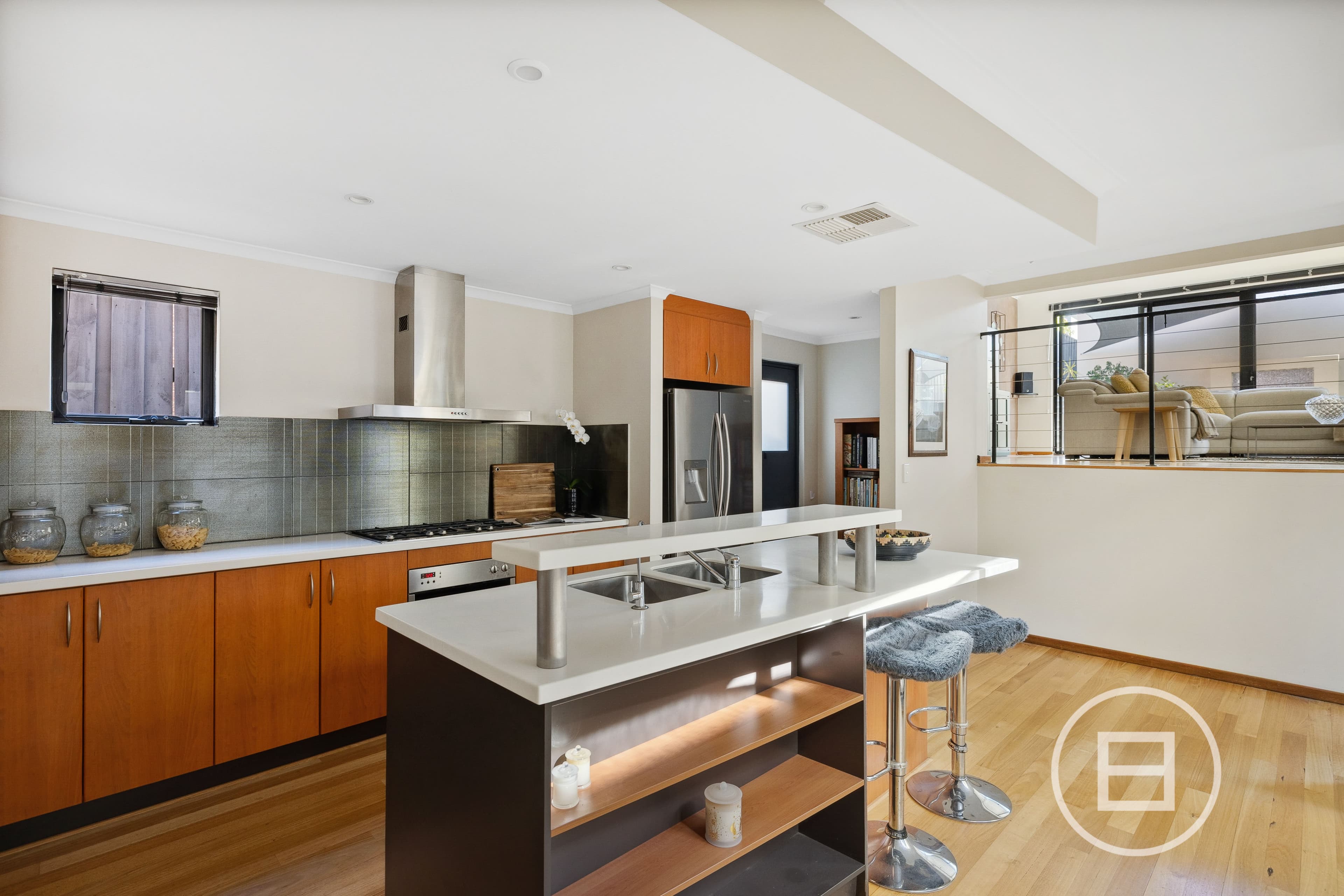 19 Edinboro Street, MOUNT HAWTHORN, WA, Mount Hawthorn - Thumbnail 4