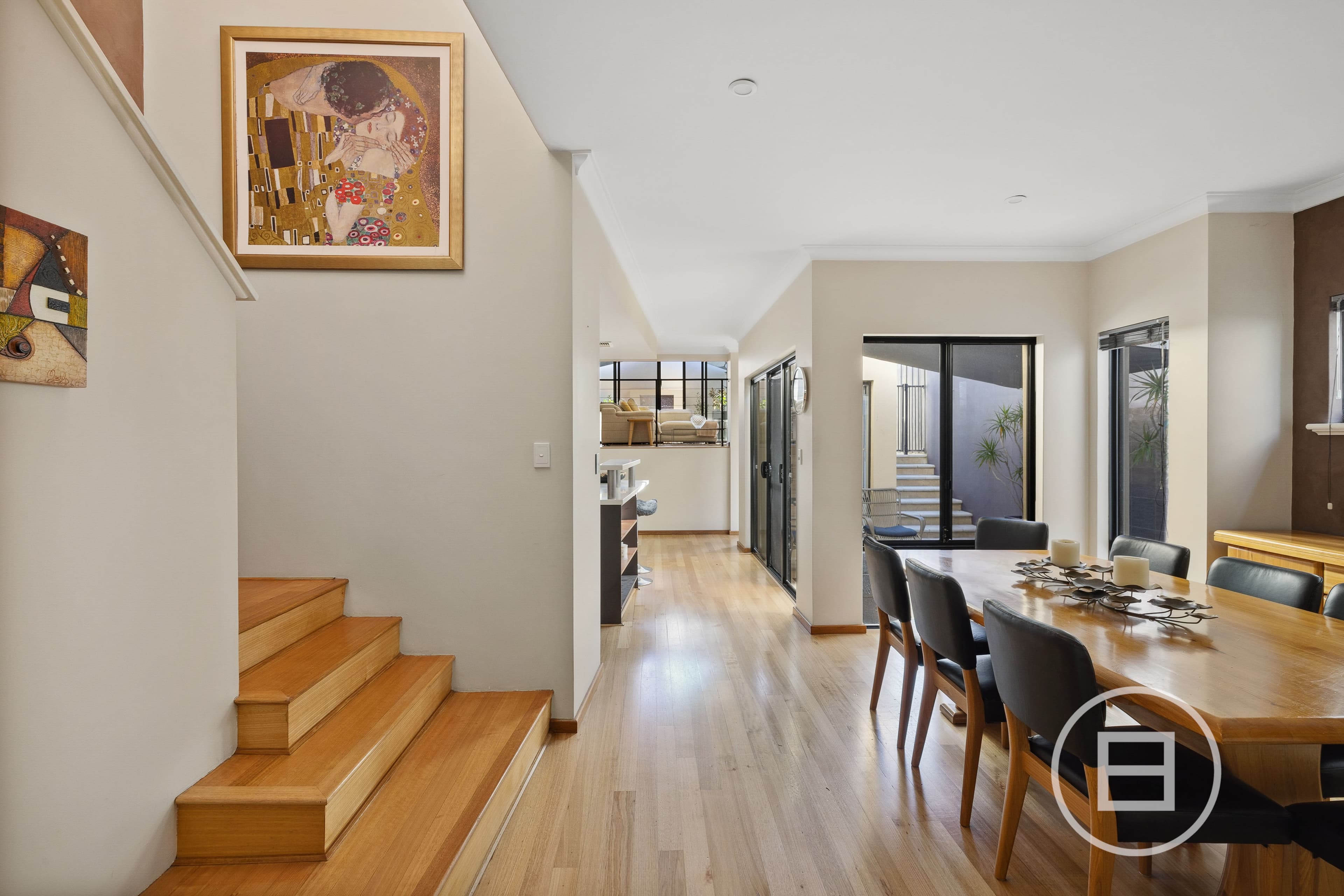 19 Edinboro Street, MOUNT HAWTHORN, WA, Mount Hawthorn - Thumbnail 2