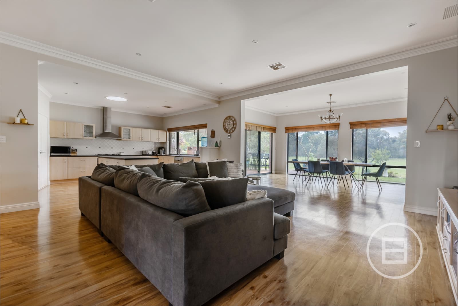 251 Lenore Road, WANNEROO, WA, Wanneroo - Thumbnail 4