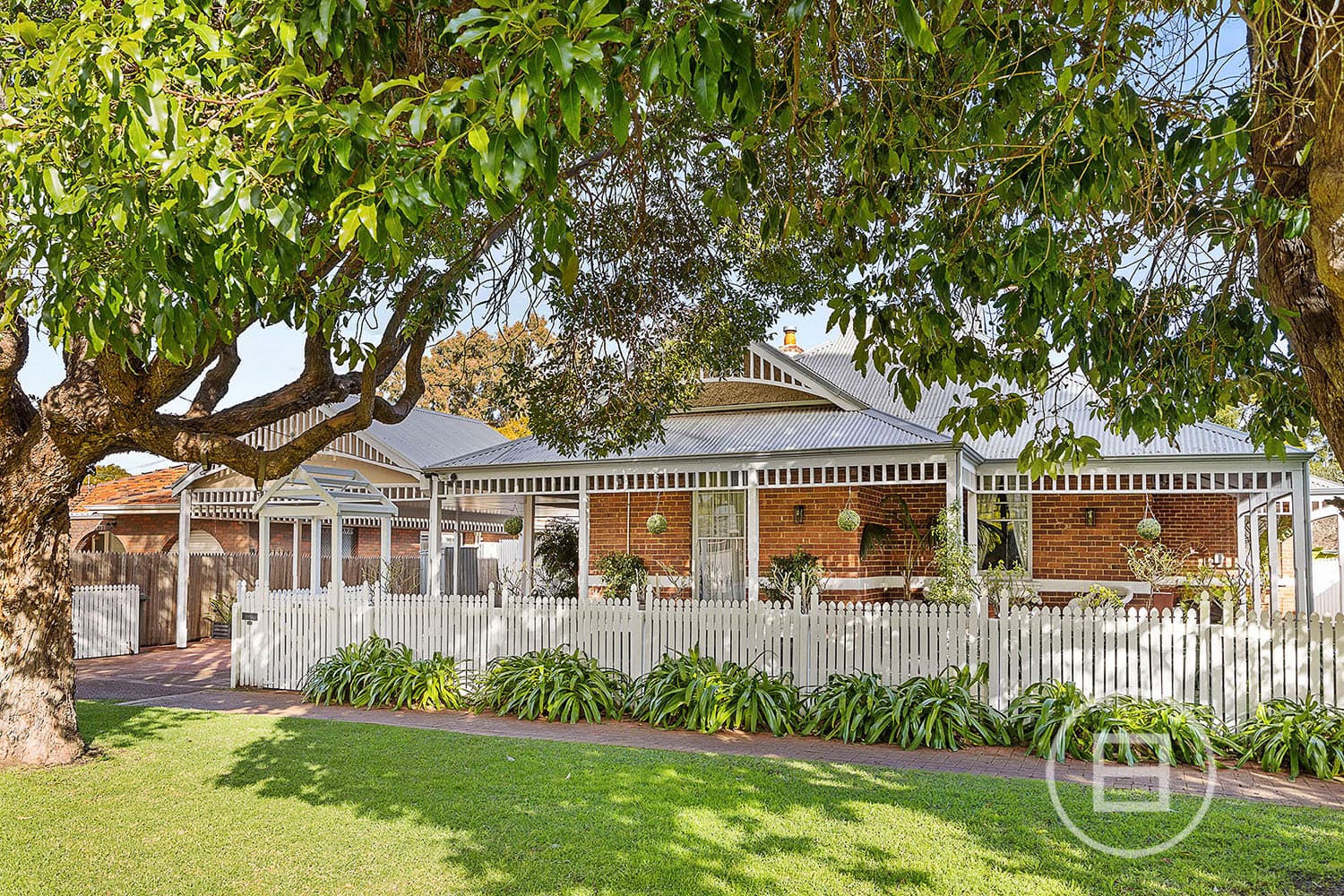 19 Swan Street East, GUILDFORD, WA, Guildford - Thumbnail 2