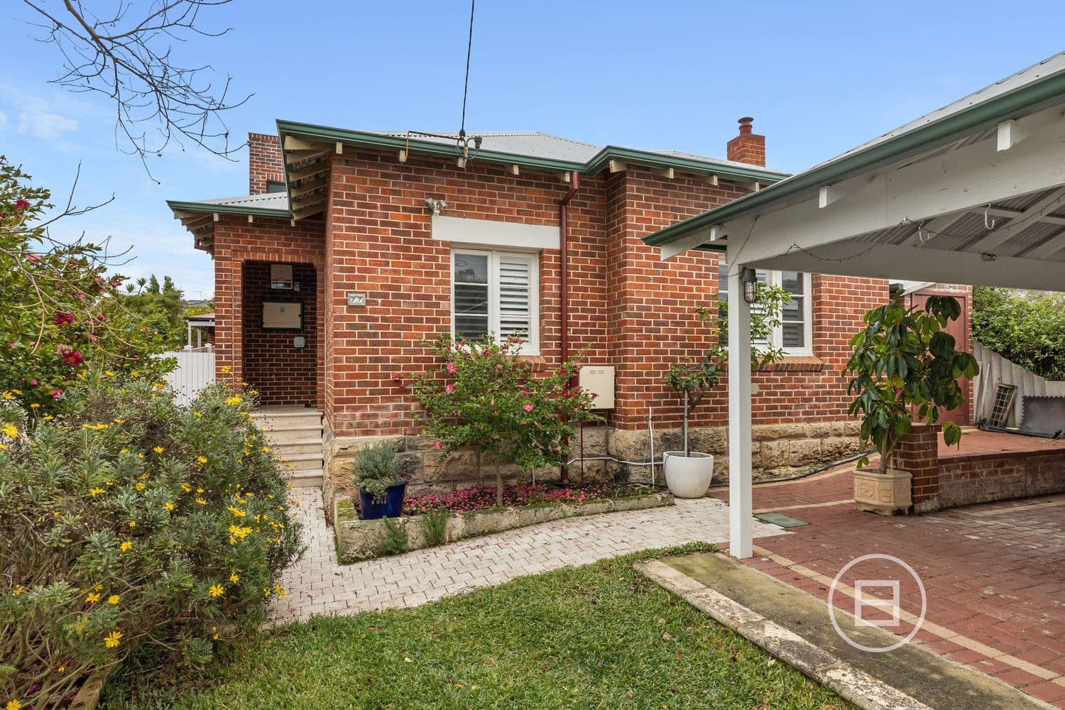 77 Osborne Street, JOONDANNA, WA, Joondanna - Thumbnail 2