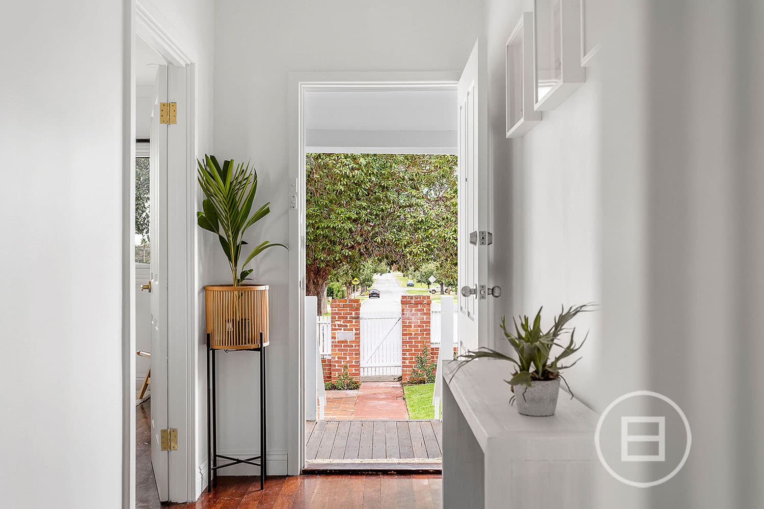 98 Barnes Street, INNALOO, WA, Innaloo - Thumbnail 3