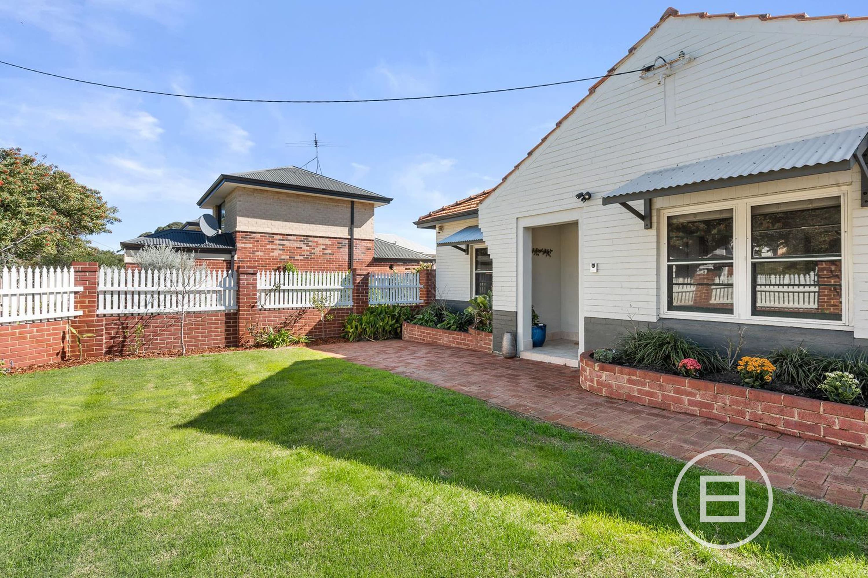 48 TASMAN Street, MOUNT HAWTHORN, WA, Mount Hawthorn - Thumbnail 2