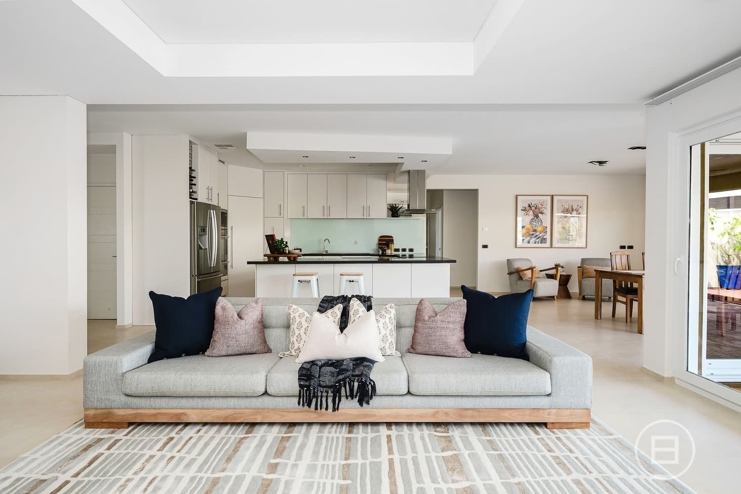 8 Abercrombie Rise, MADORA BAY, WA, Madora Bay - Thumbnail 2