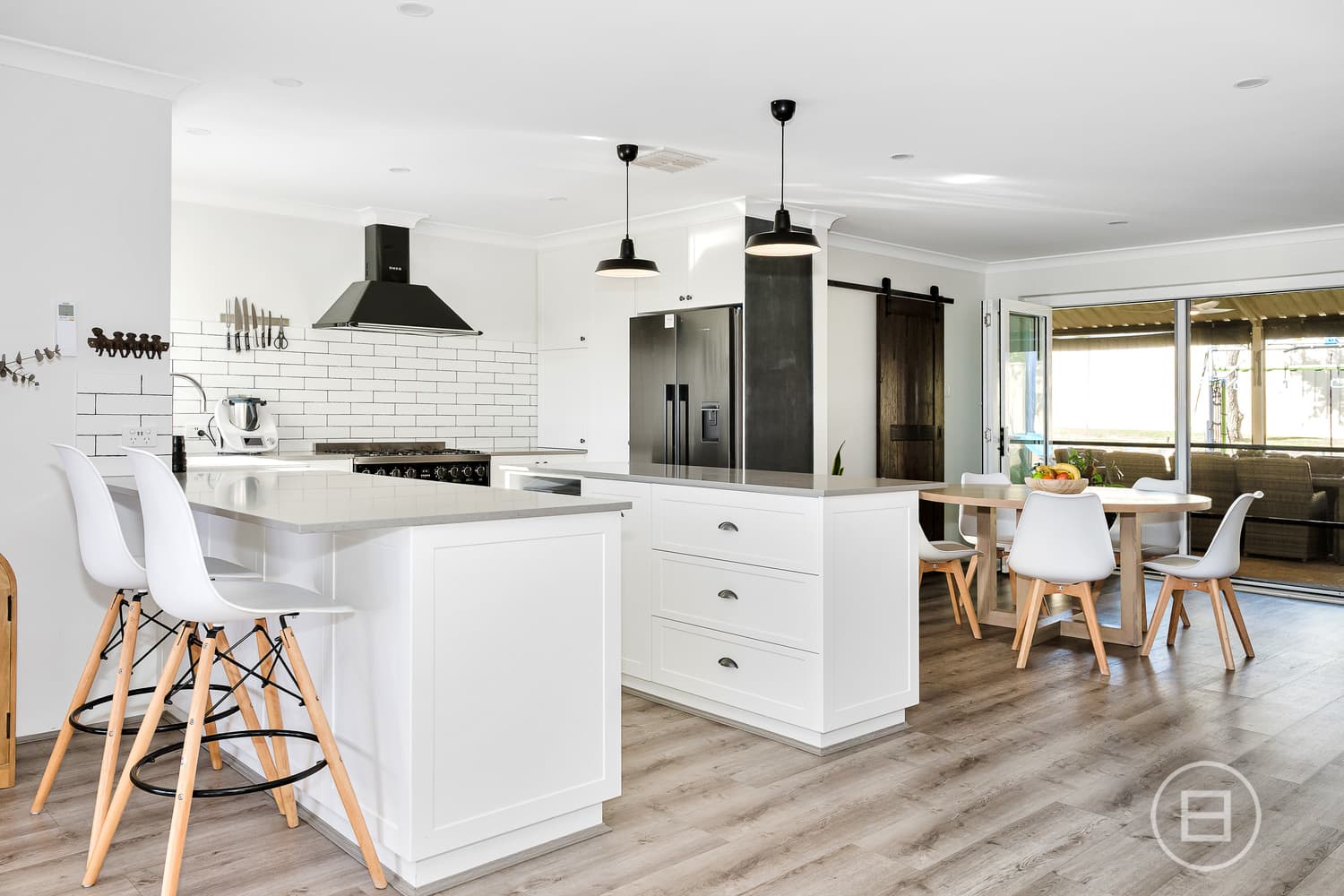 8 Petrel Close, HALLS HEAD, WA, Halls Head - Thumbnail 3