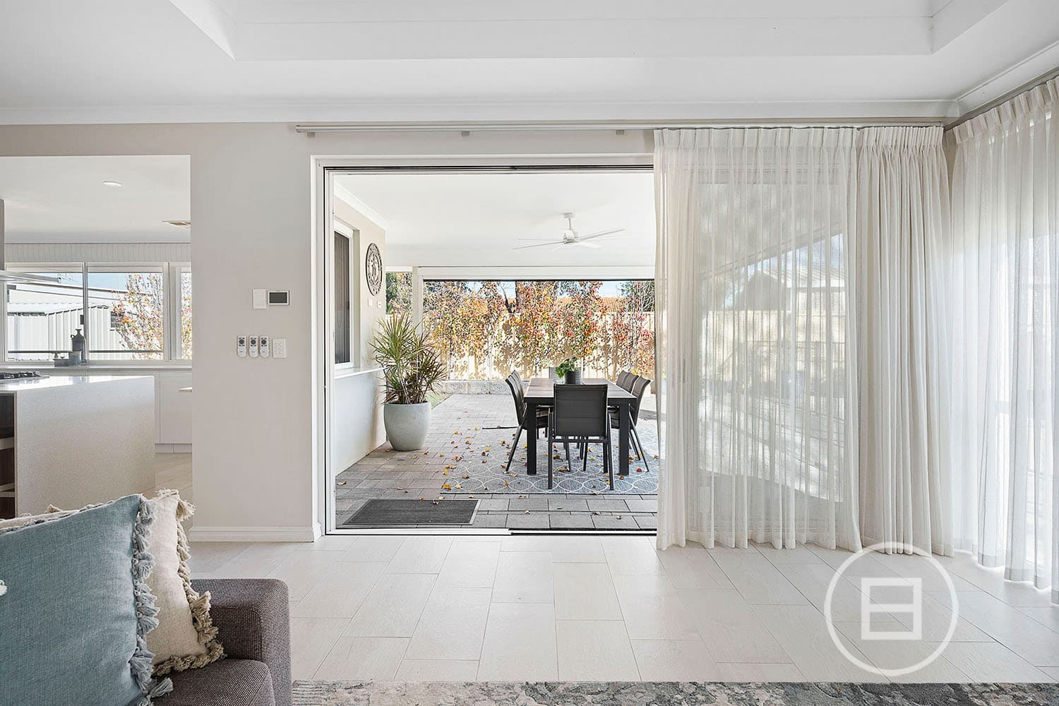 10 Cranwood Crescent, VIVEASH, WA, Viveash - Thumbnail 4