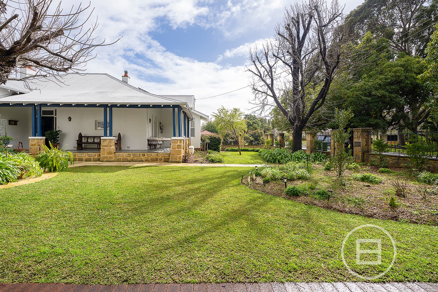 19 Kinninmont Avenue, NEDLANDS, WA, Nedlands - Thumbnail 3