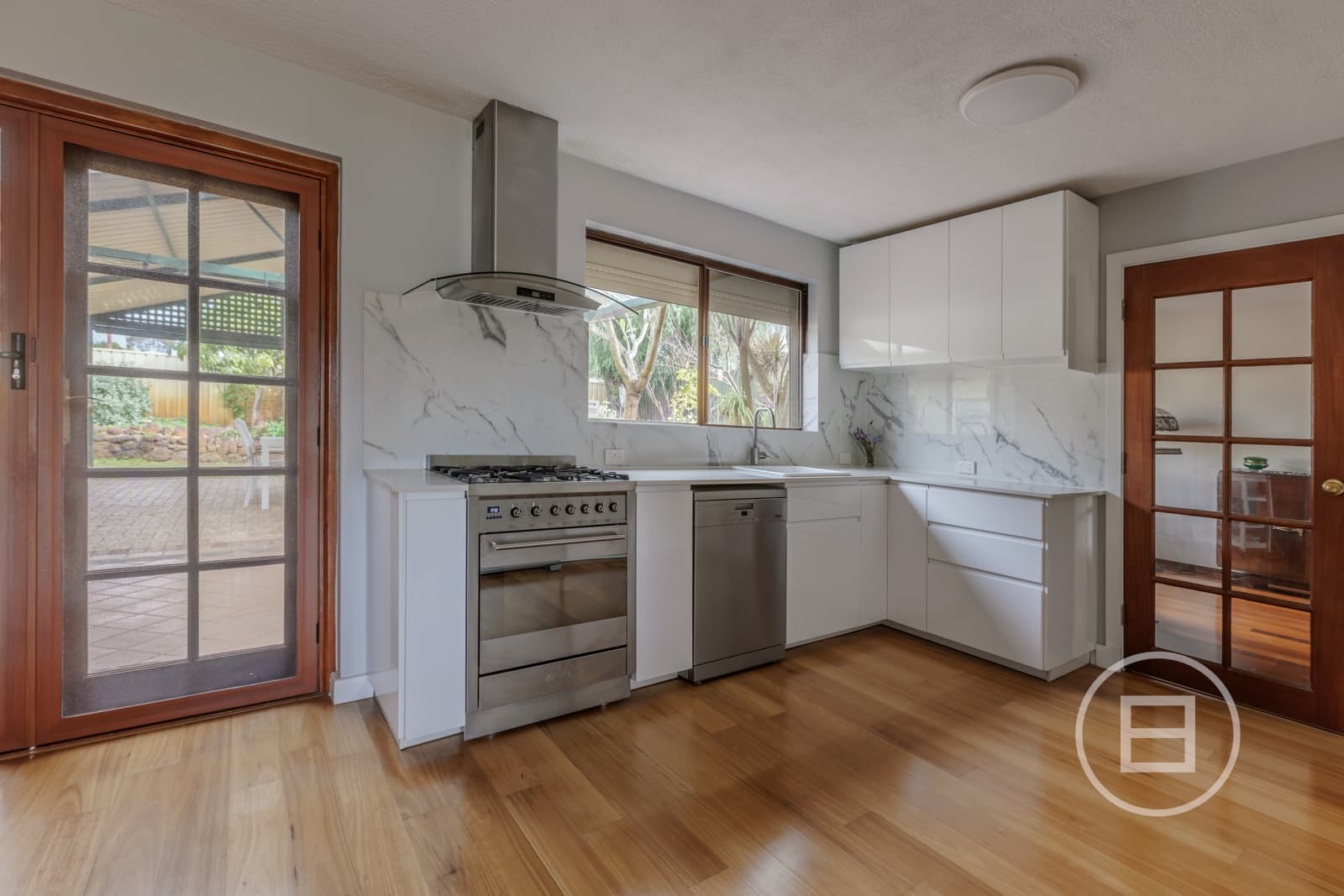7 Broxburn Place, DUNCRAIG, WA, Duncraig - Thumbnail 8