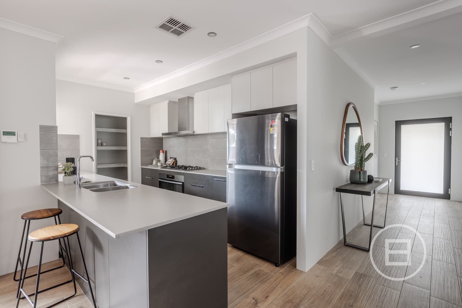 2 Trent Street, VIVEASH, WA, Viveash - Thumbnail 6