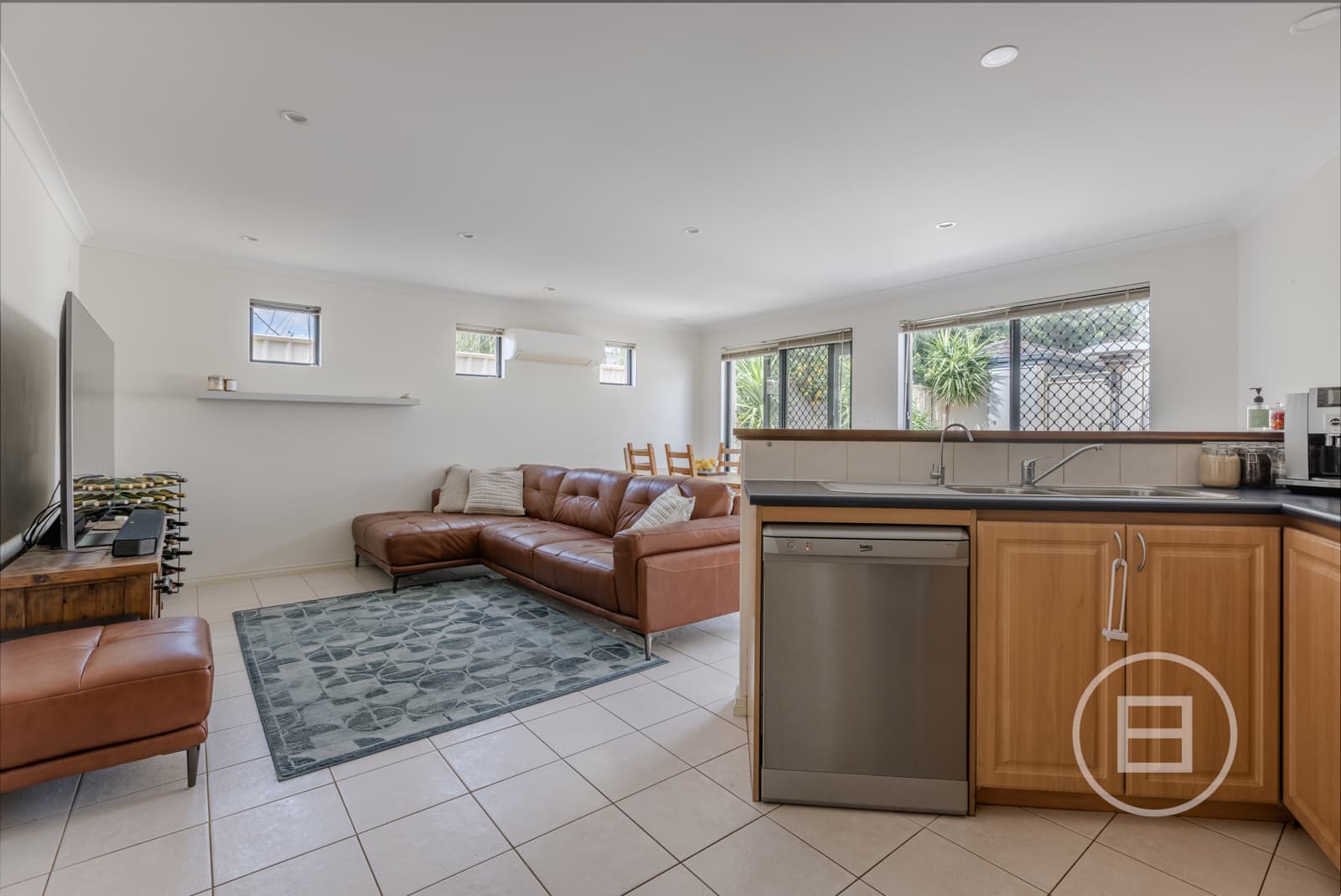 45 Bridgewater Crescent, KARRINYUP, WA, Karrinyup - Thumbnail 4