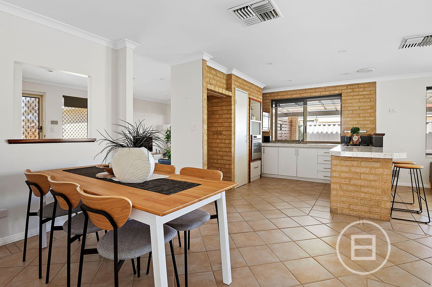 7 Mammoth Court, BALLAJURA, WA, Ballajura - Thumbnail 7