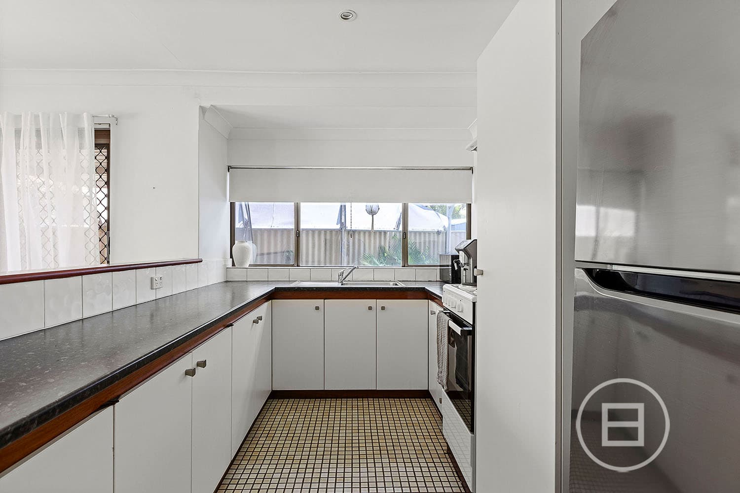 10 Pilsley Place, CARINE, WA, Carine - Thumbnail 5
