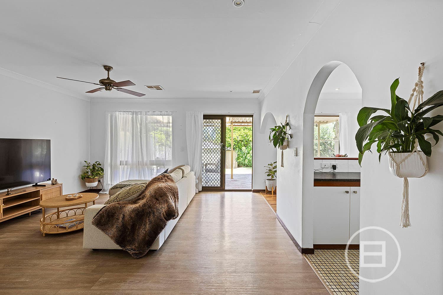 10 Pilsley Place, CARINE, WA, Carine - Thumbnail 2