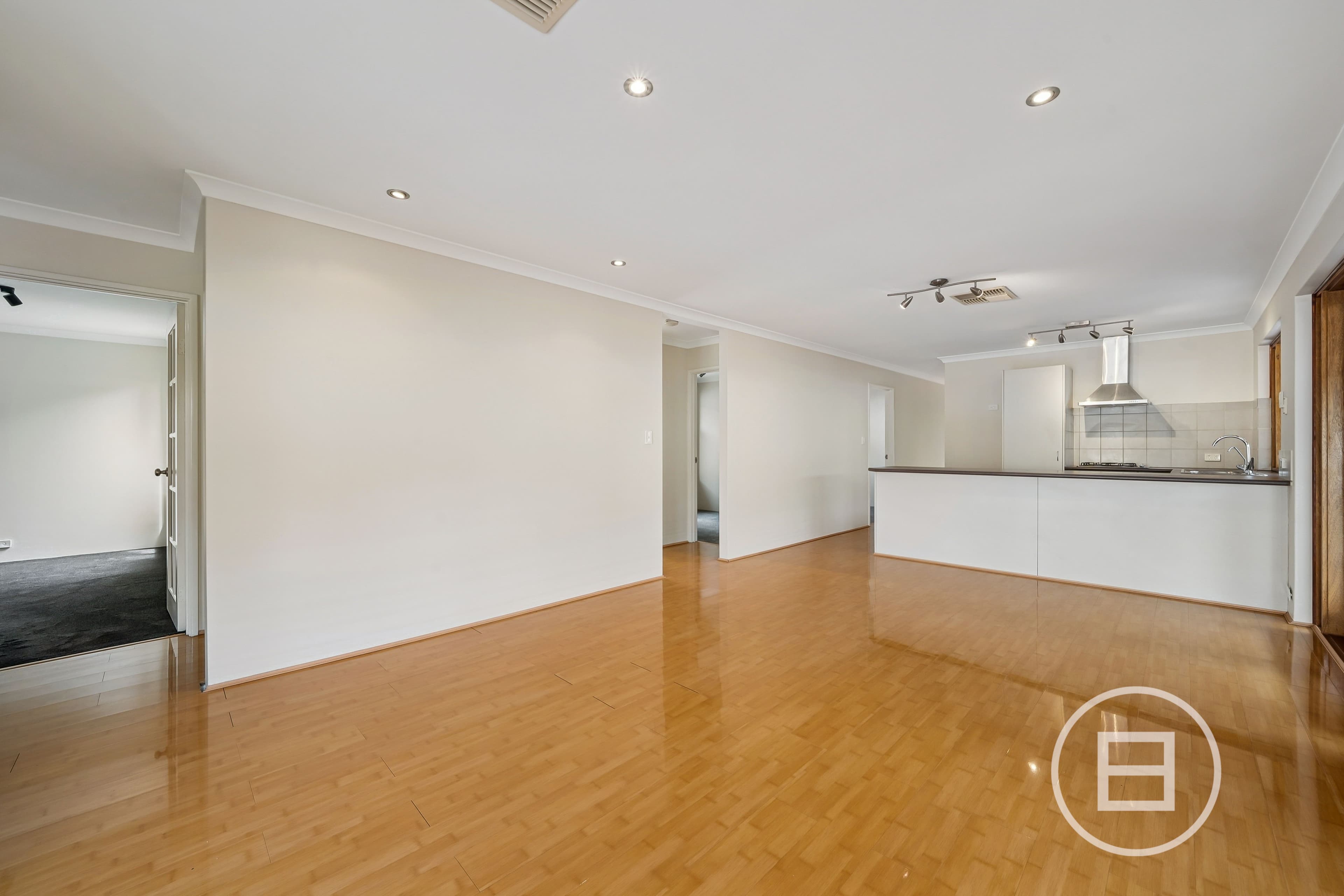 9 Lyndhurst Crescent, WELLARD, WA, Wellard - Thumbnail 8