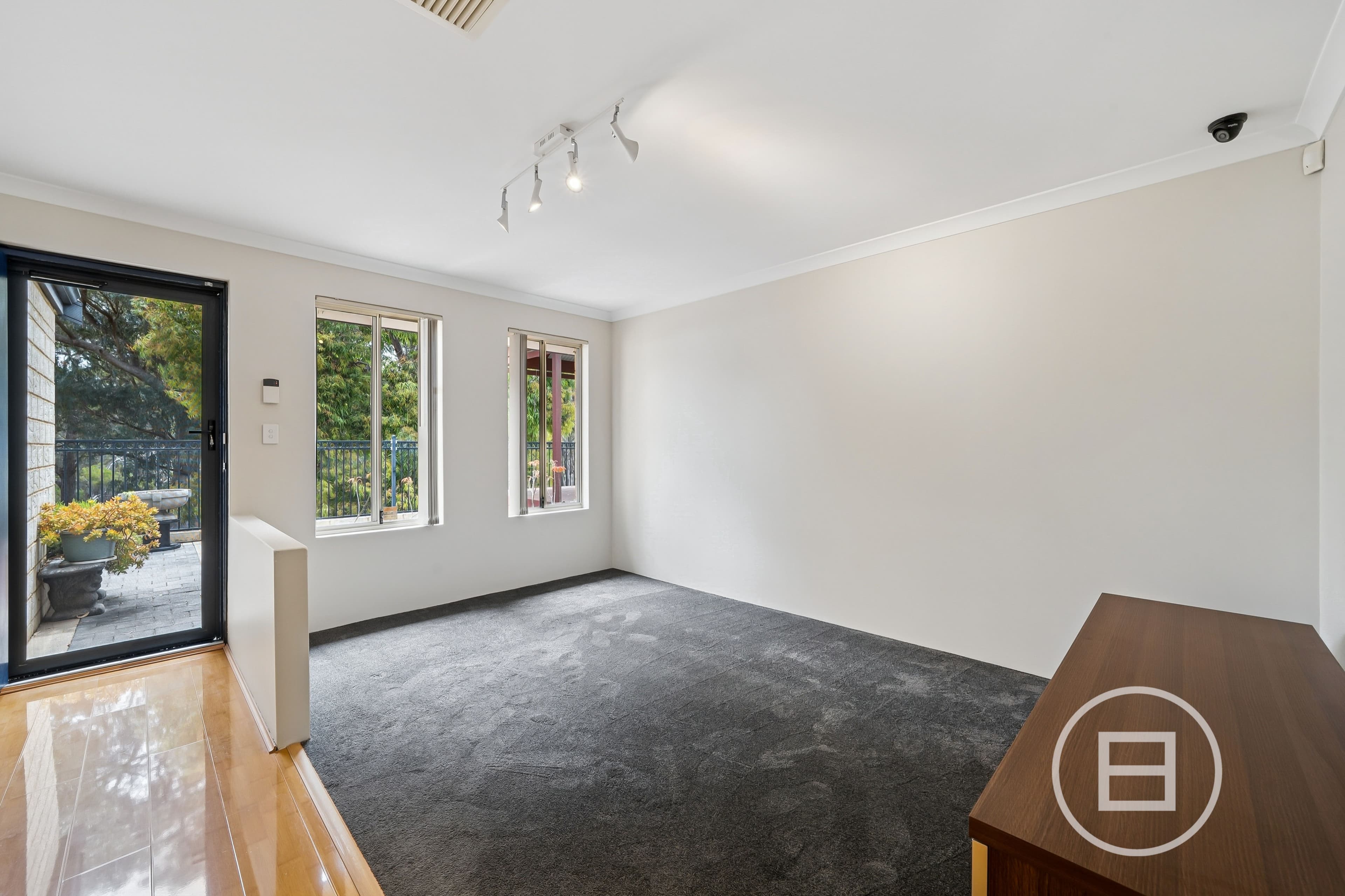 9 Lyndhurst Crescent, WELLARD, WA, Wellard - Thumbnail 3