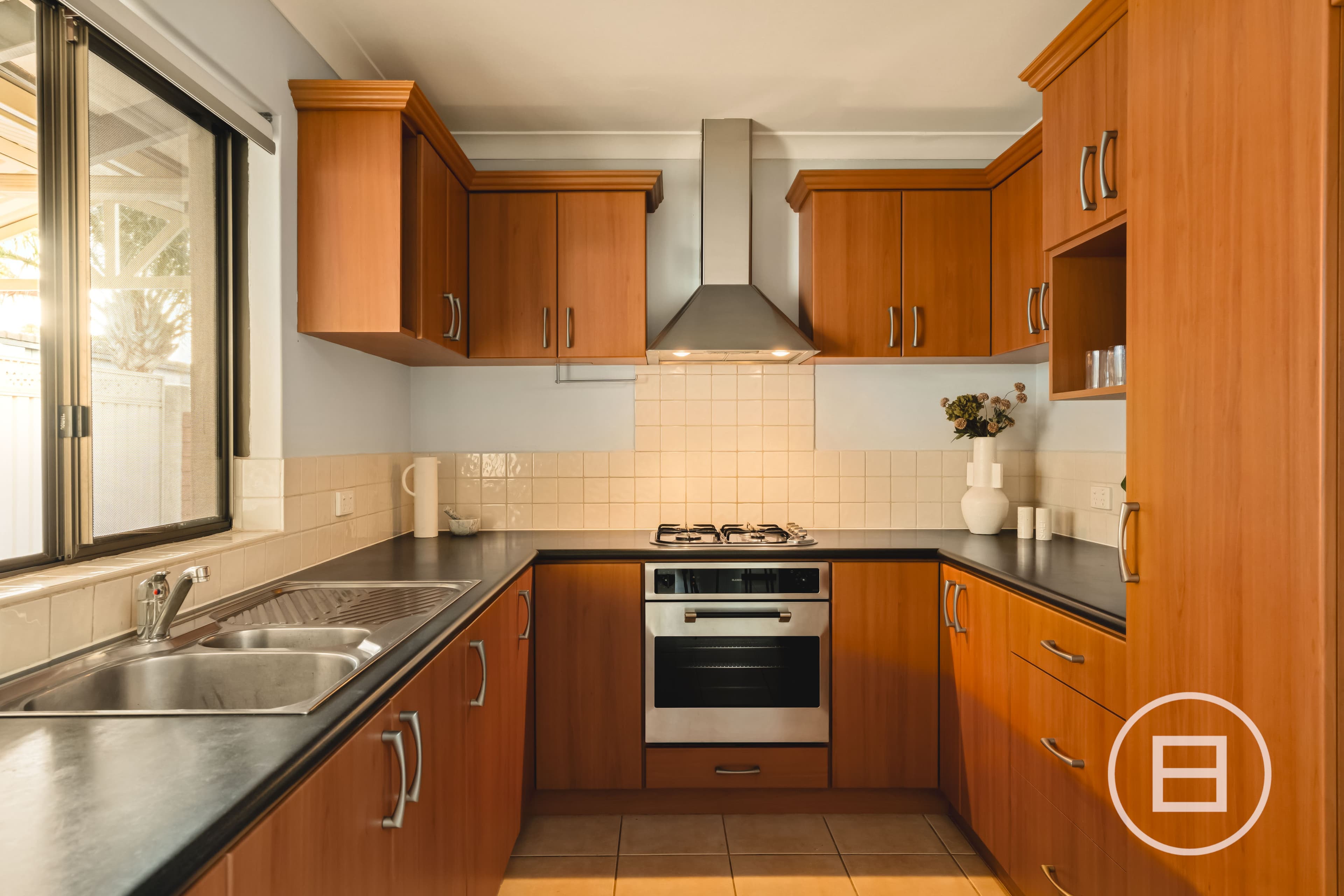8/11 Hinderwell Street, SCARBOROUGH, WA, Scarborough - Thumbnail 8