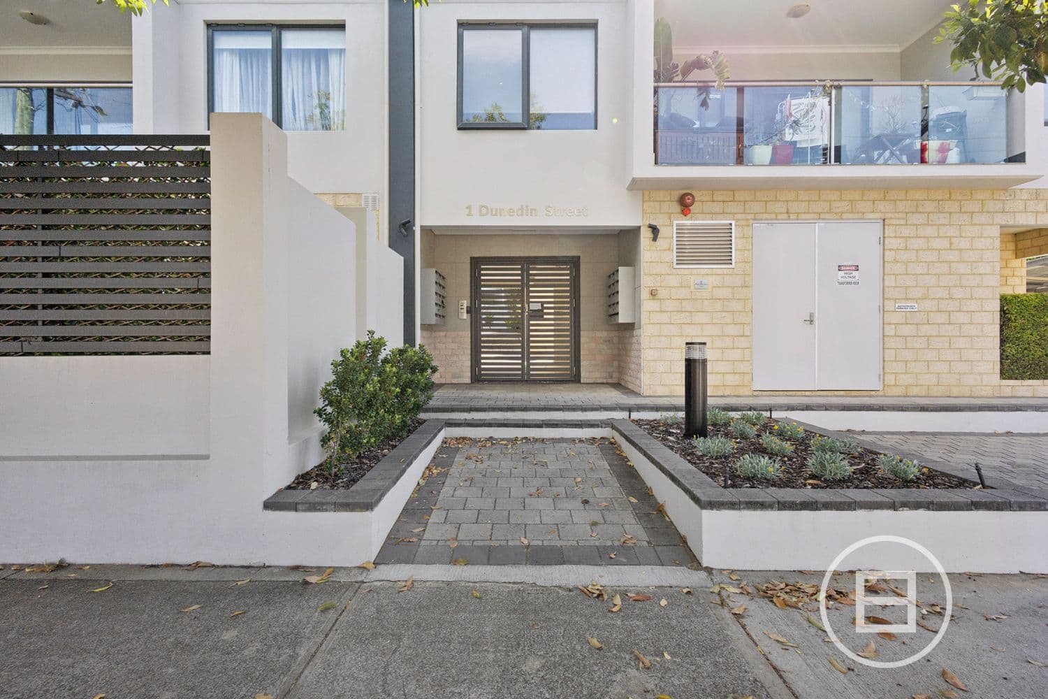 17/1 DUNEDIN Street, MOUNT HAWTHORN, WA, Mount Hawthorn - Thumbnail 2