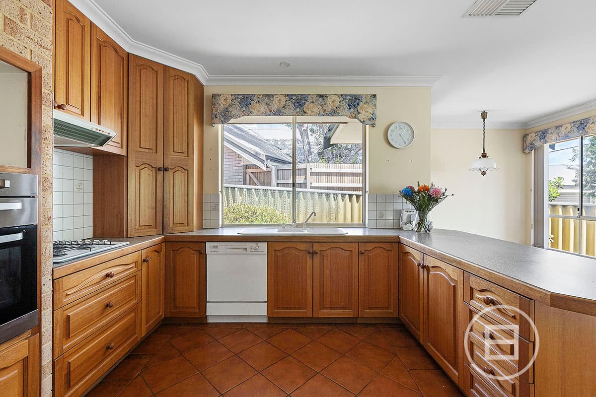 19 Knox Crescent, MELVILLE, WA, Melville - Thumbnail 5