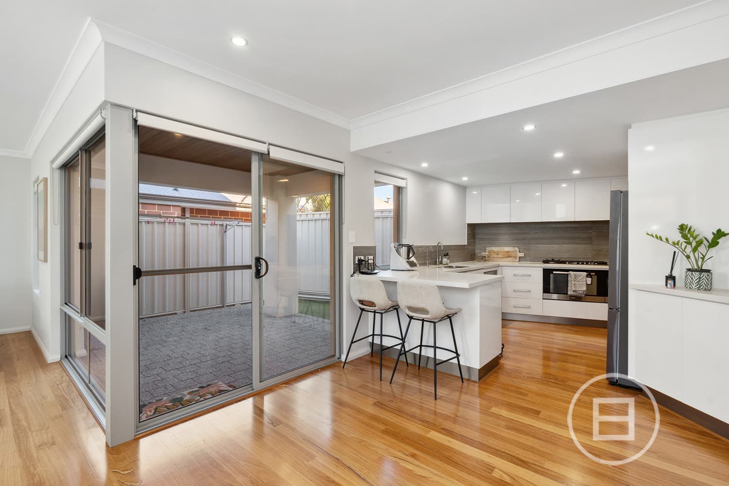 101C Barnes Street, INNALOO, WA, Innaloo - Thumbnail 5