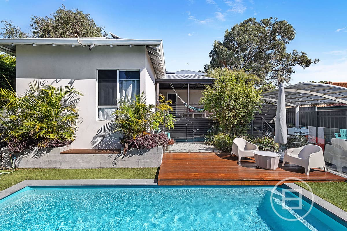 215 Wilding Street, DOUBLEVIEW, WA, Doubleview - Thumbnail 3