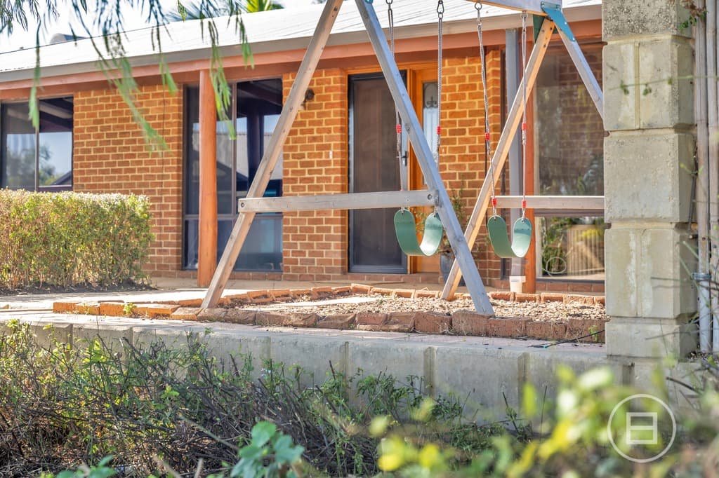 18 Wanill Street, DAWESVILLE, WA, Dawesville - Thumbnail 2