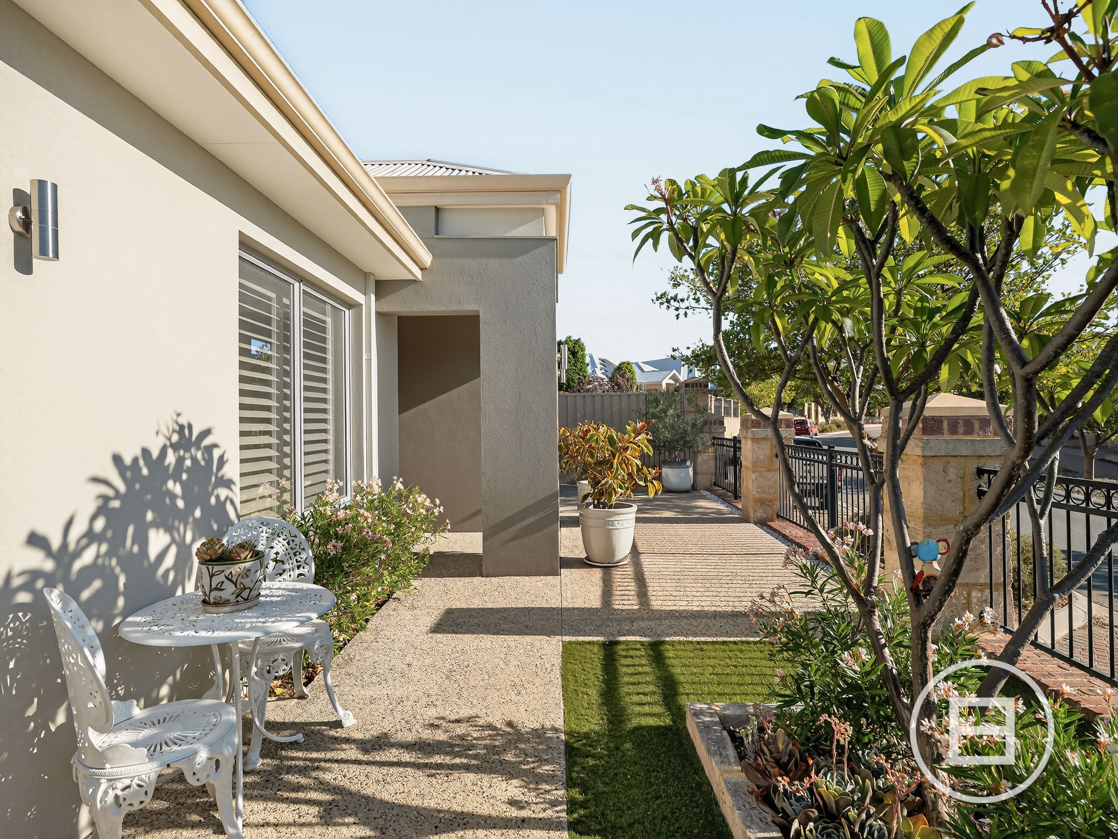 60 Pexton Drive, SOUTH GUILDFORD, WA, South Guildford - Thumbnail 2