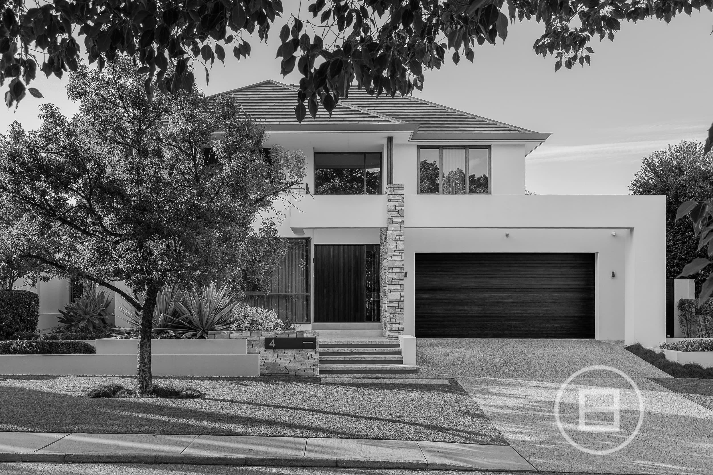 4 Barrett Street, WEMBLEY, WA, Wembley - Image 1