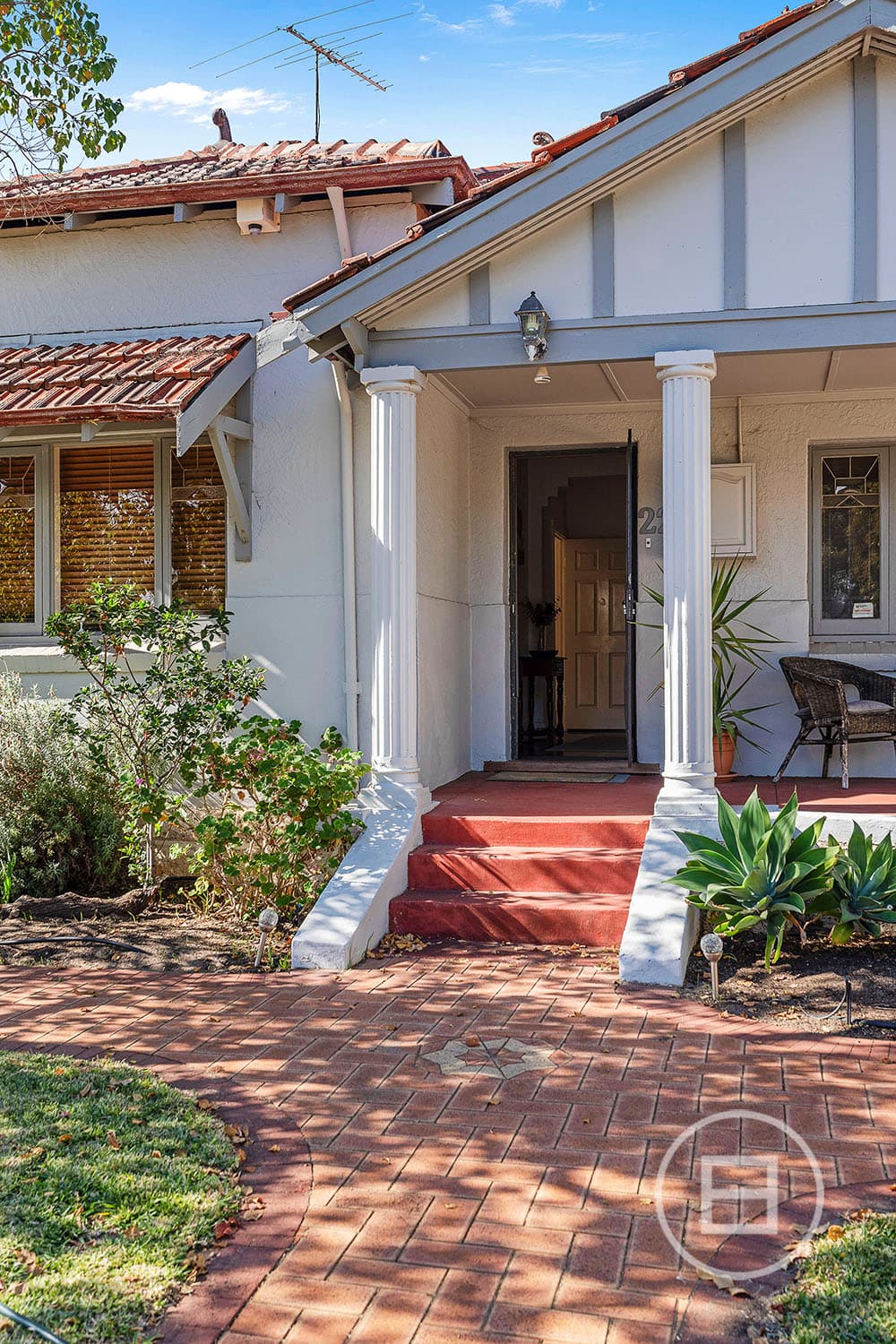 22 Birrell Street, MOUNT HAWTHORN, WA, Mount Hawthorn - Thumbnail 2