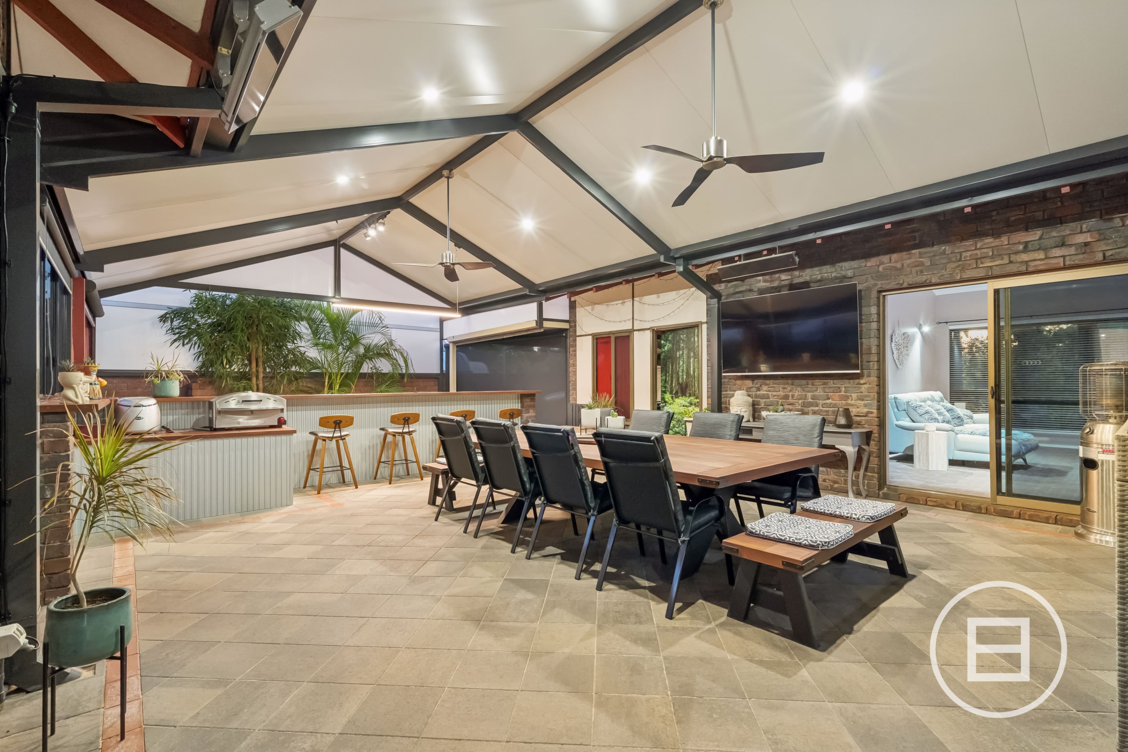 18 Winston Crescent, VIVEASH, WA, Viveash - Thumbnail 5