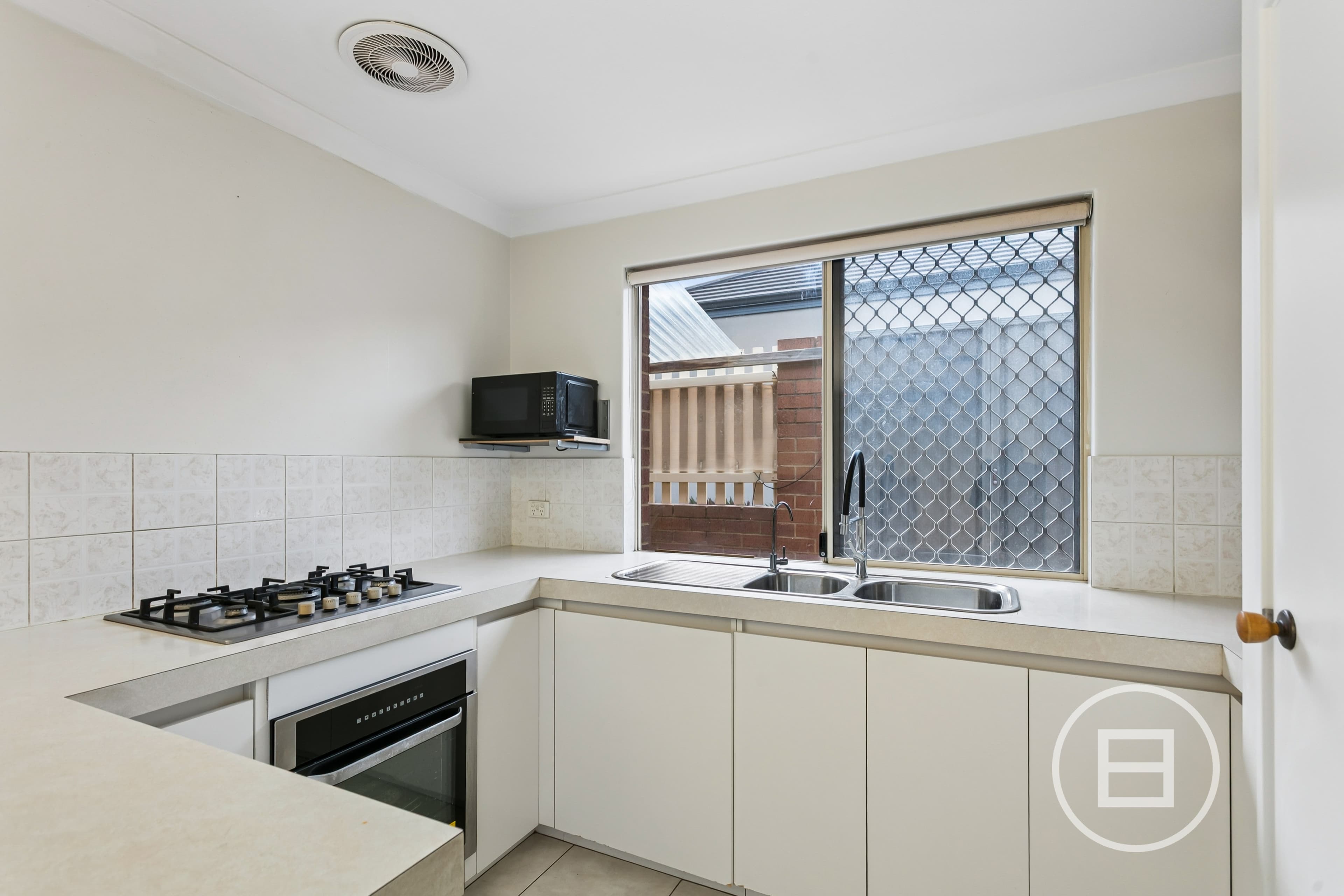 1/10 Seaforth Road, BALCATTA, WA, Balcatta - Thumbnail 5